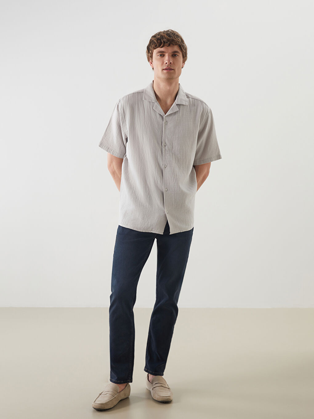 Gri Standart Fit Kısa Kollu Erkek Gömlek-1