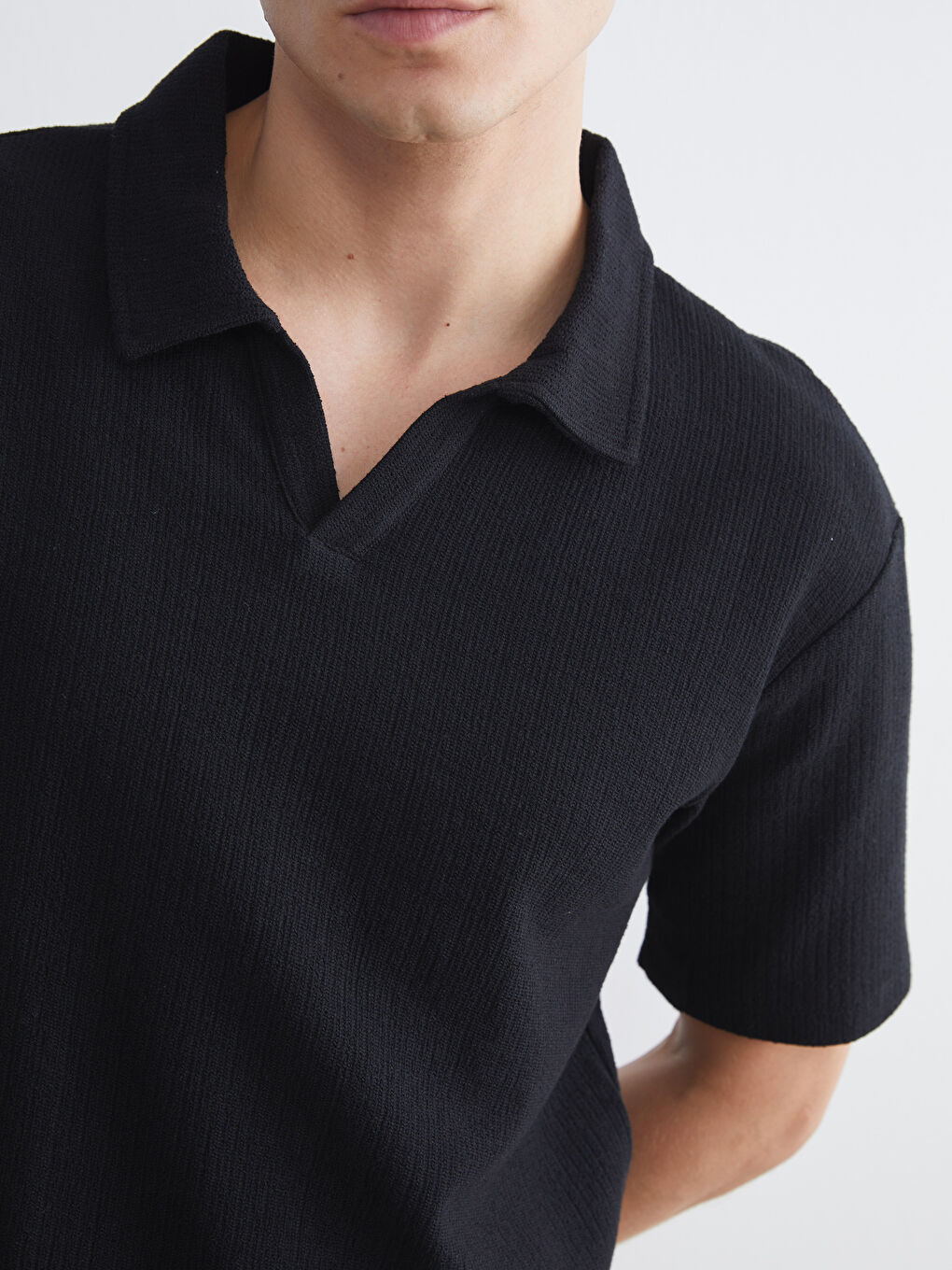 Siyah Polo Yaka Erkek Tişört-2