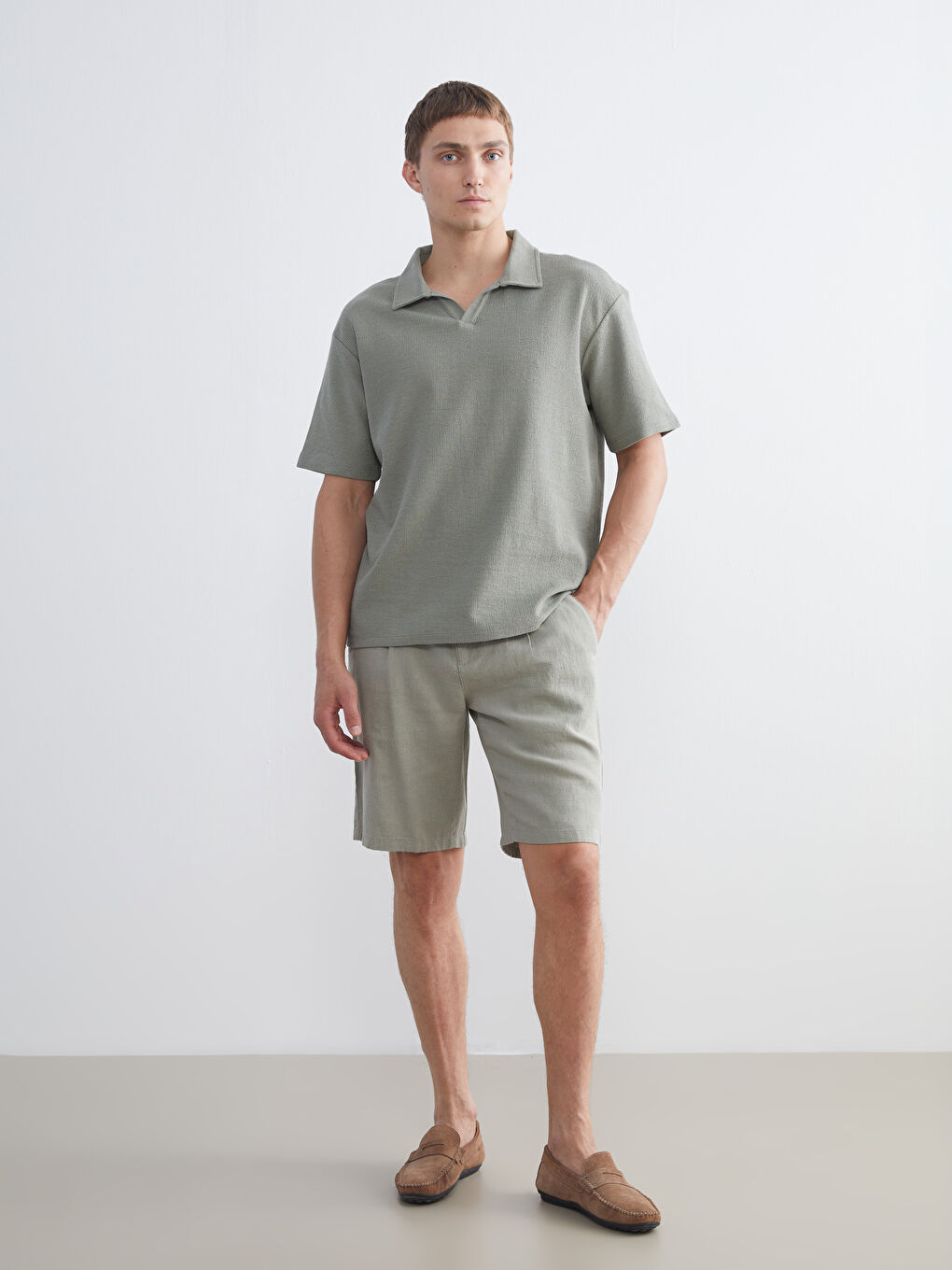 Haki Polo Yaka Erkek Tişört-1