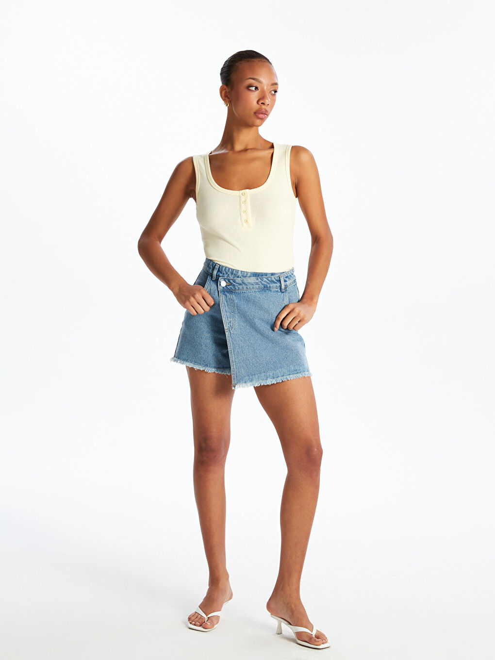 Sarı U Yaka Kadın Atlet-1