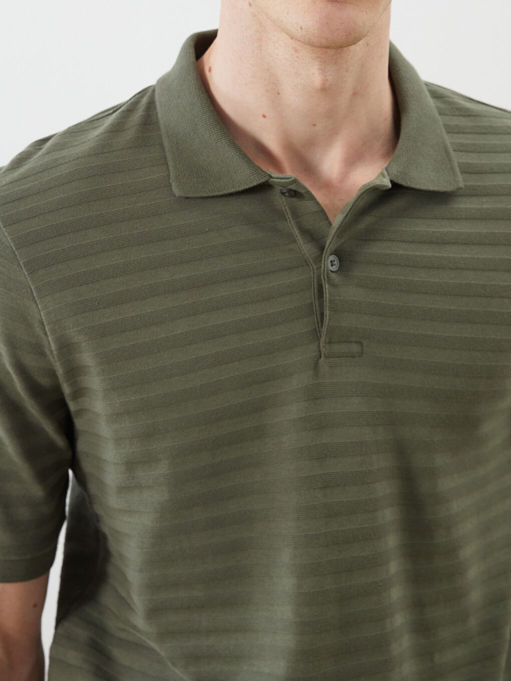 تي شيرت ياقة بولو مخطط بيكيه للرجال-2