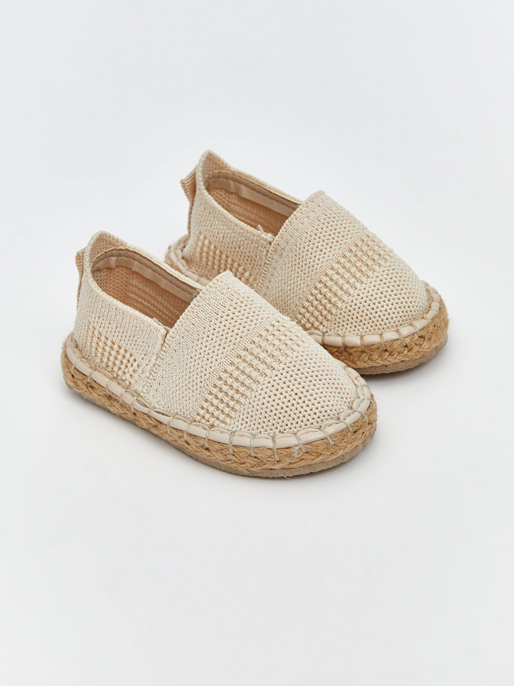 Beyaz Hasır Tabanlı Kız Bebek İlk Adım Ayakkabısı