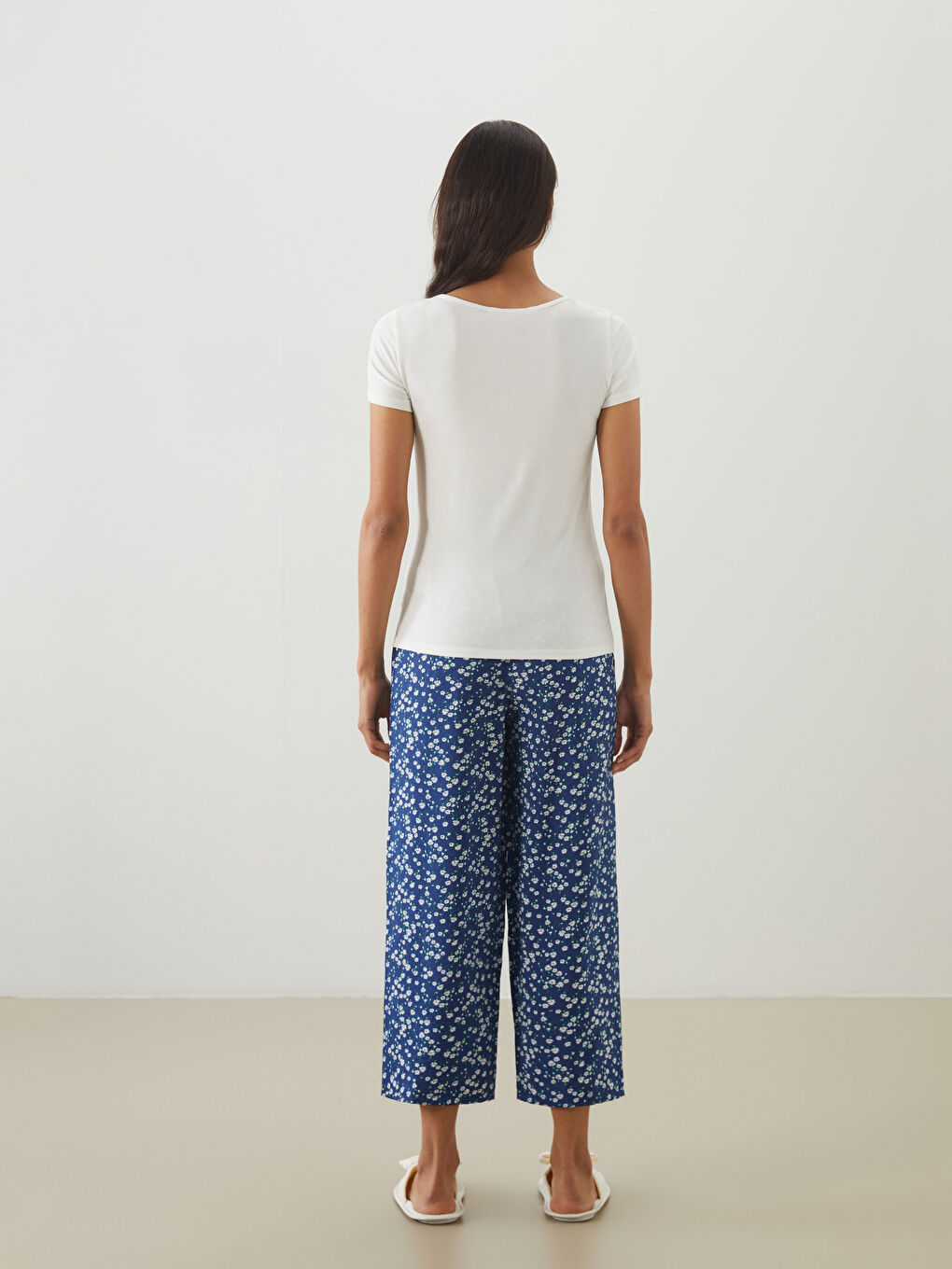 Lacivert Bisiklet Yaka Çiçekli Kadın Kaprili Pijama Takımı-3