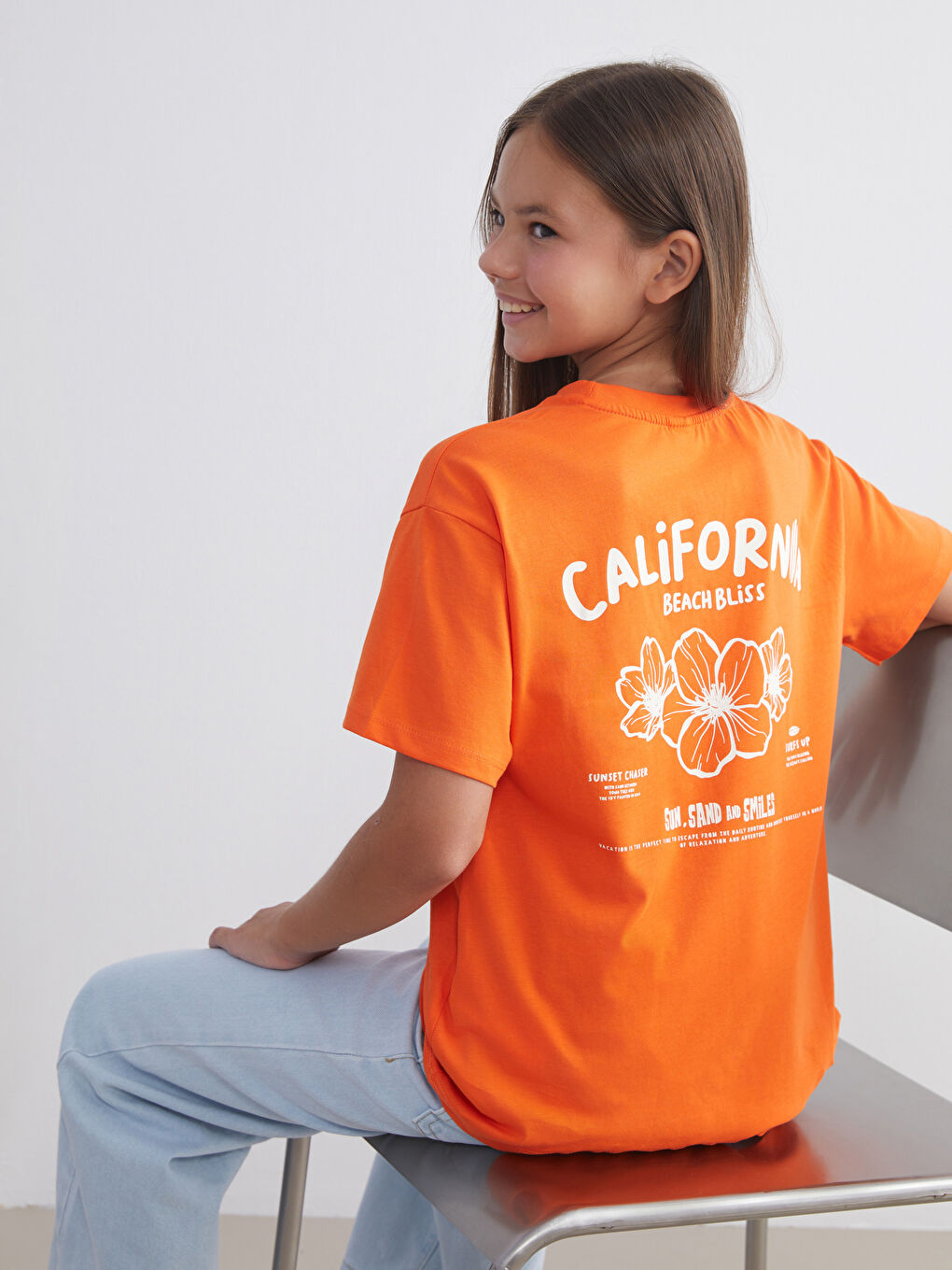 Turuncu Bisiklet Yaka Kız Çocuk Tişört