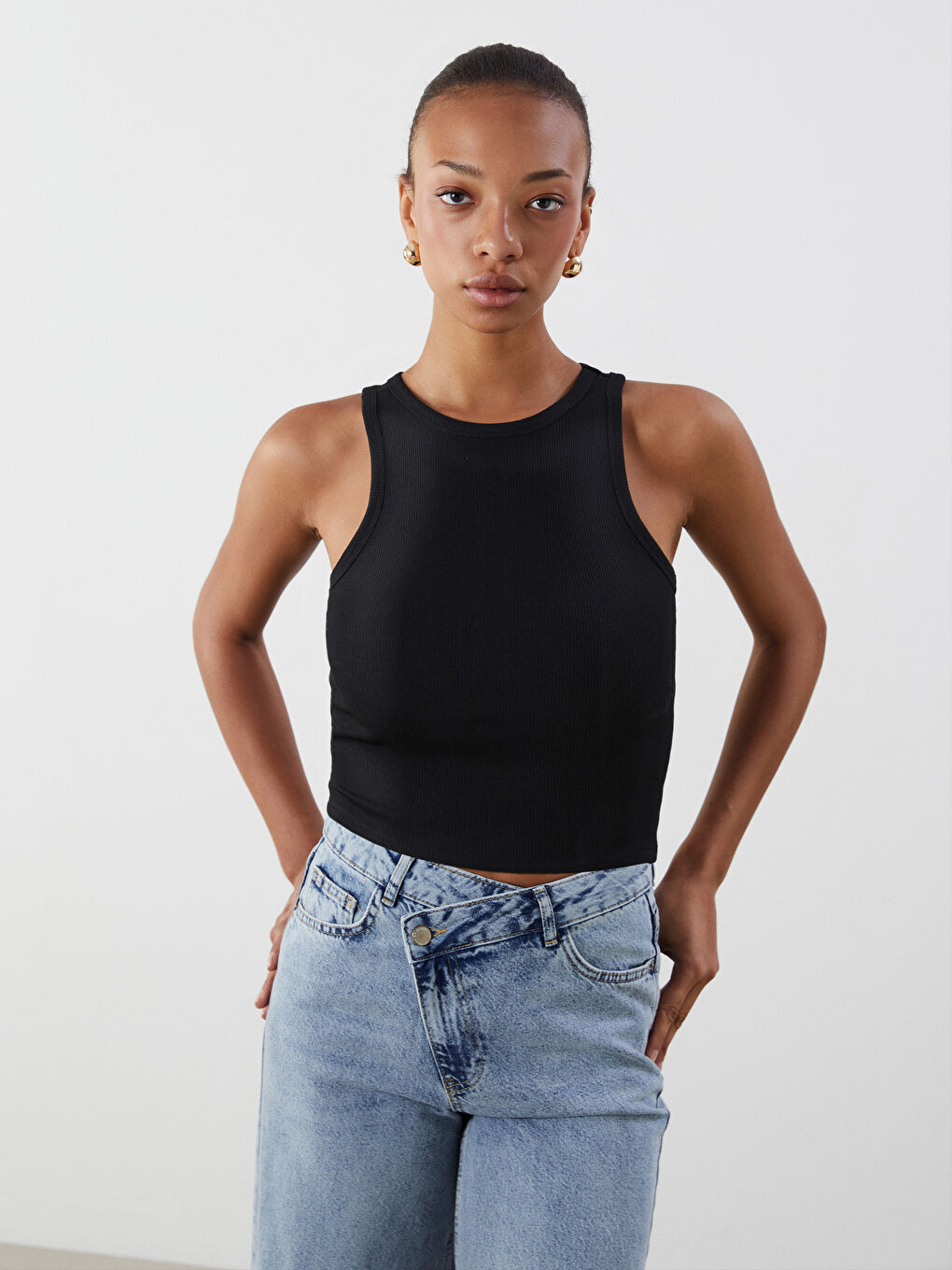 Beyaz Bisiklet Yaka Kadın Crop Atlet 2'li-1