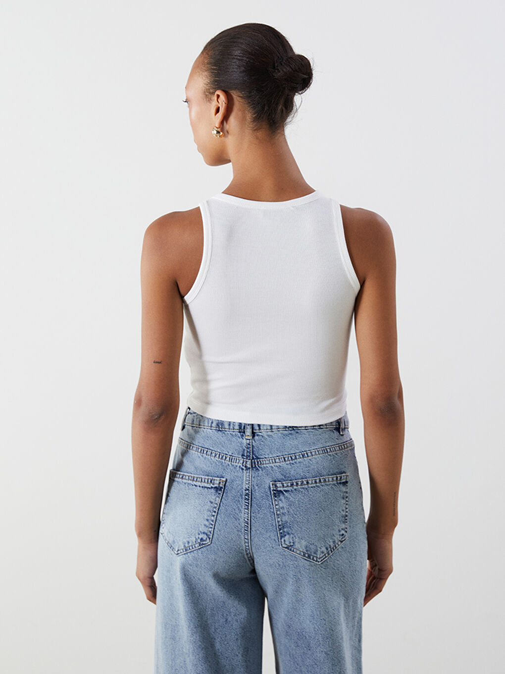 Beyaz Bisiklet Yaka Kadın Crop Atlet 2'li-8