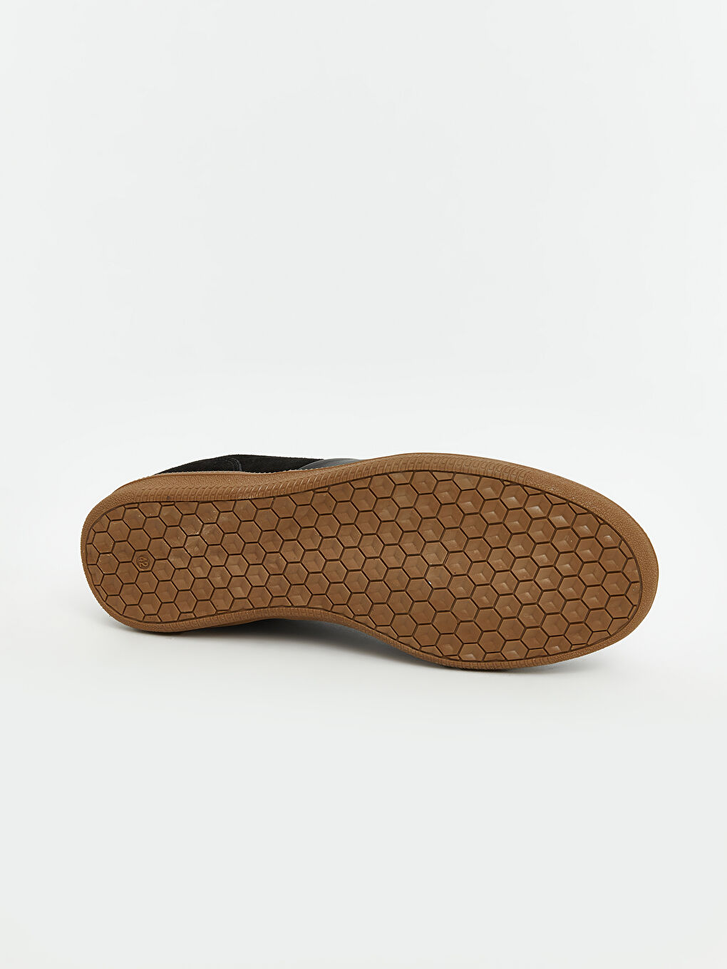 پێڵاوی وەرزشی ڕه‌ش پیاو -S5Q659Z8-CVL
