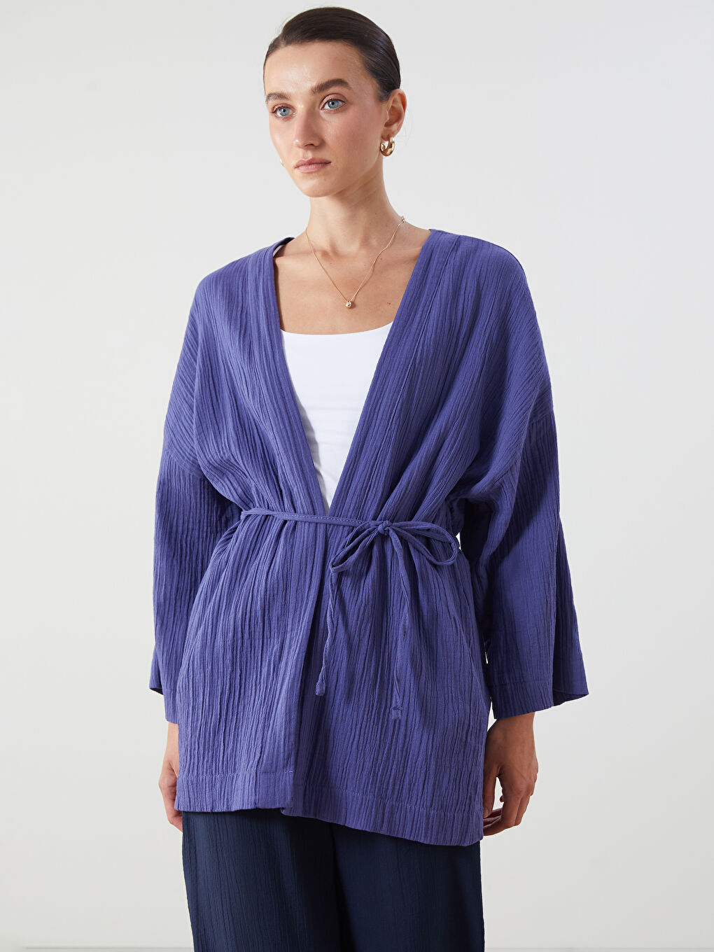 LCWAIKIKI Classic Shawl Collar Oversize Textured Women's Kimono -S5Q697Z8-EX7