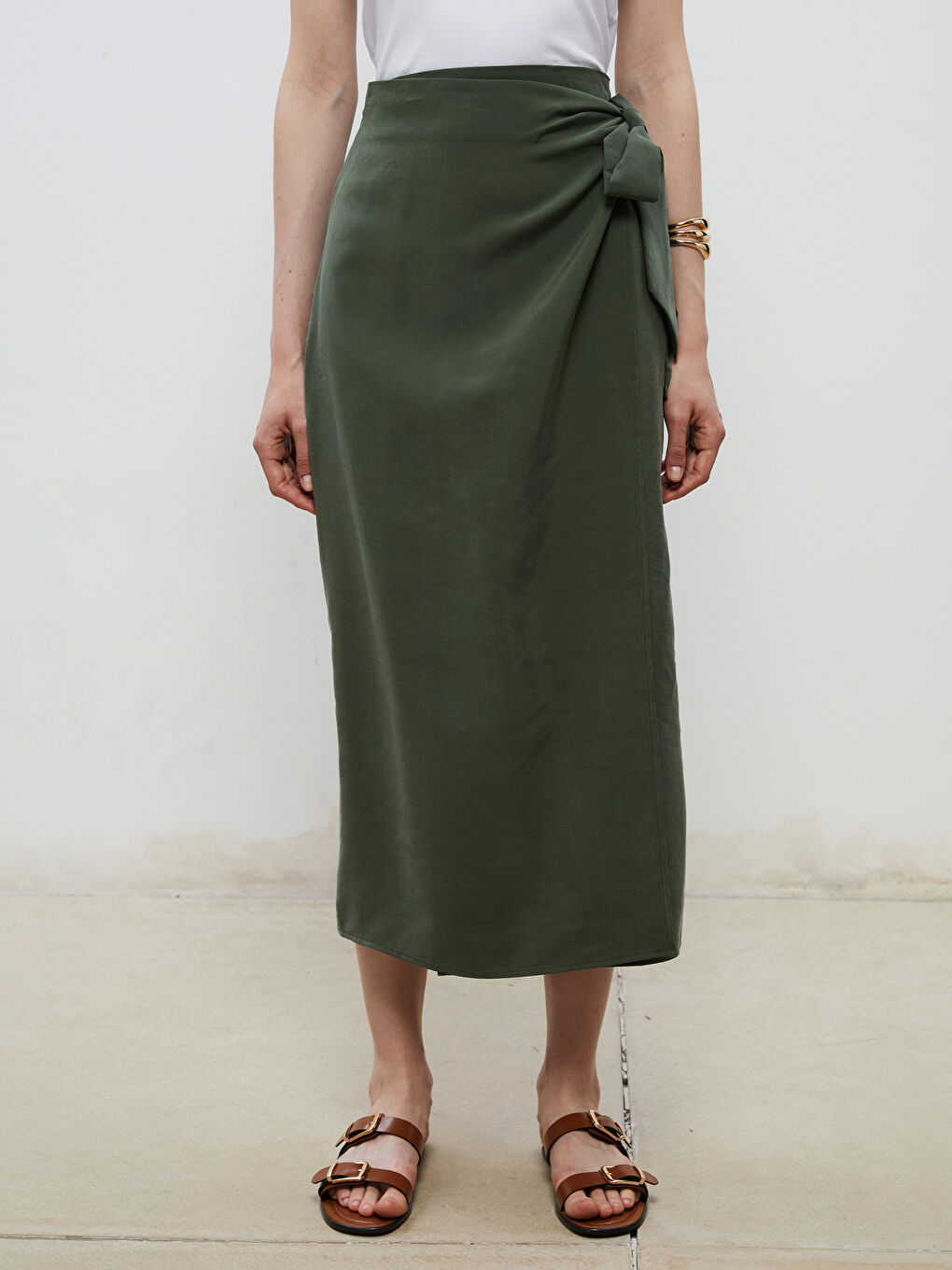 Haki Beli Lastikli Modal Dokulu Bağlamalı Etek-1