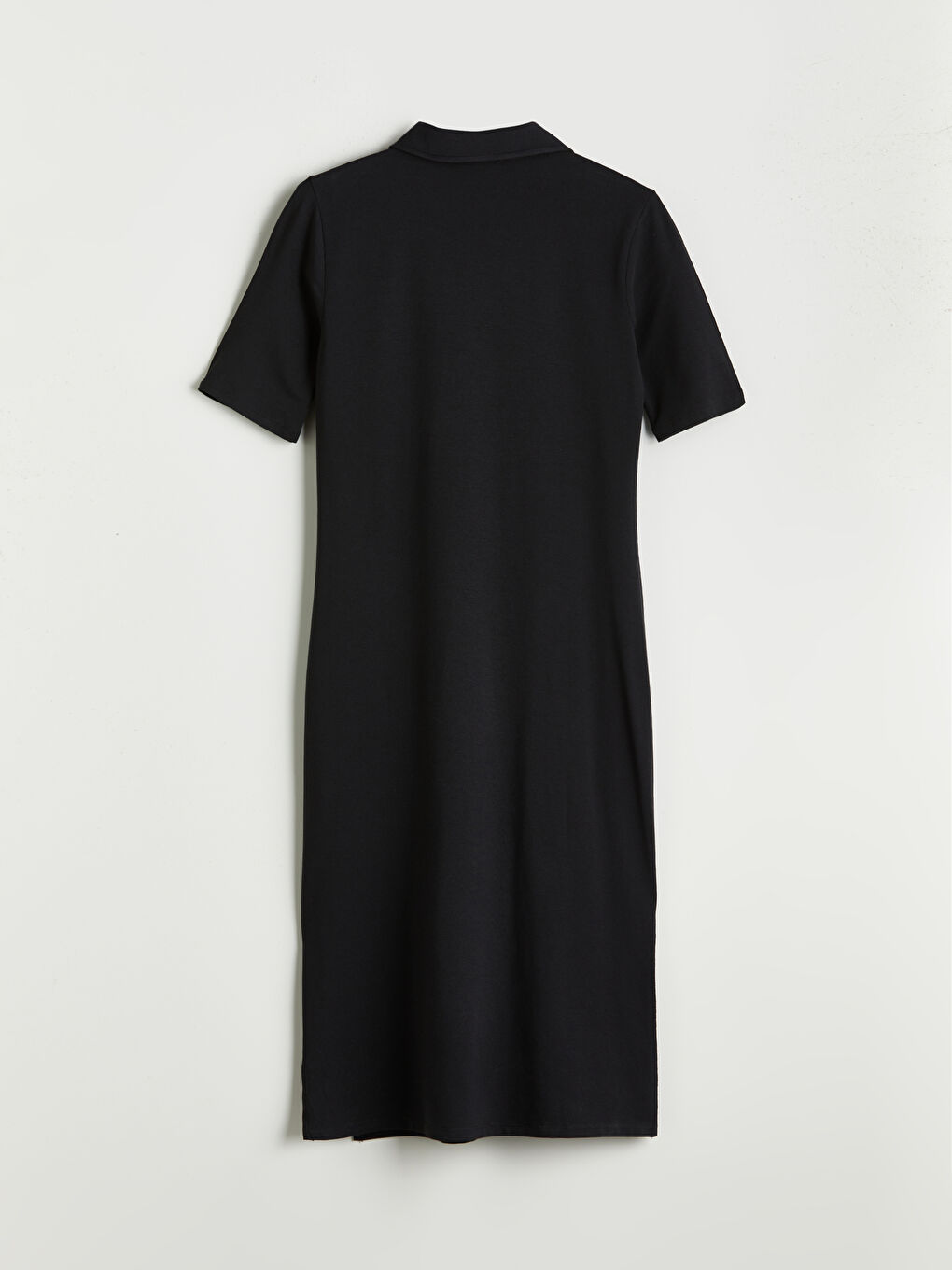 Siyah Polo Yaka Yırtmaçlı Elbise-5