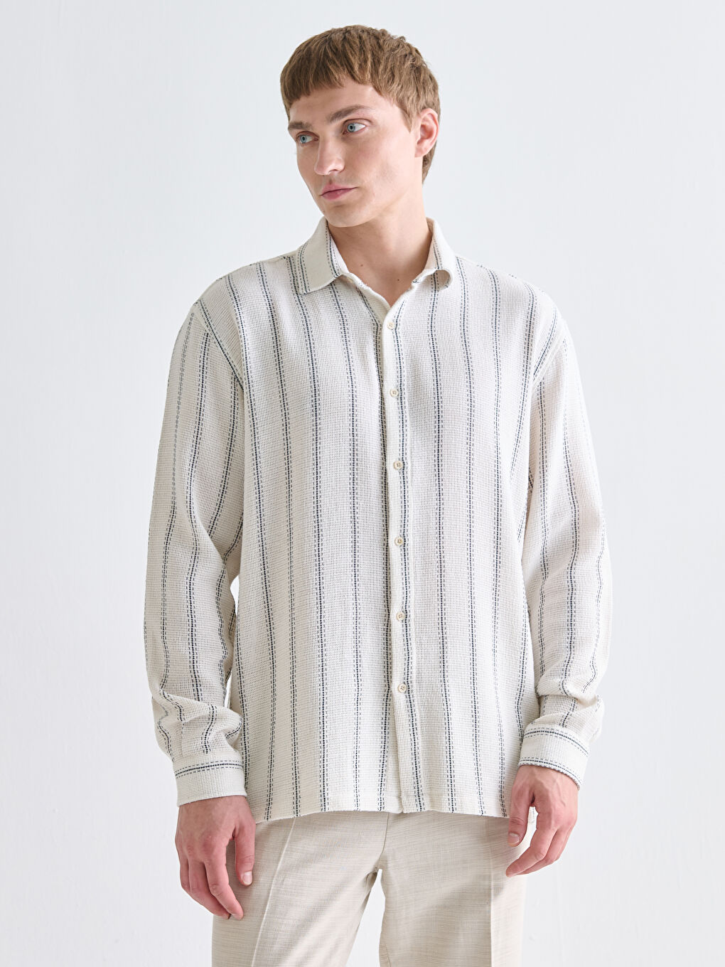 Ekru Regular Fit Uzun Kollu Çizgili Erkek Gömlek