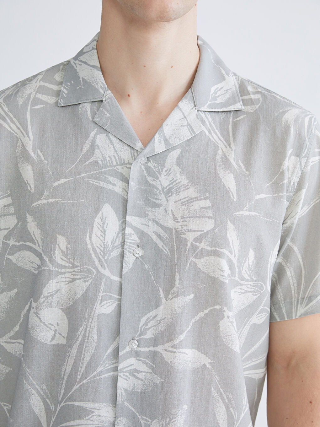 Yeşil Regular Fit Resort Yaka Kısa Kollu Desenli Poplin Erkek Gömlek-2