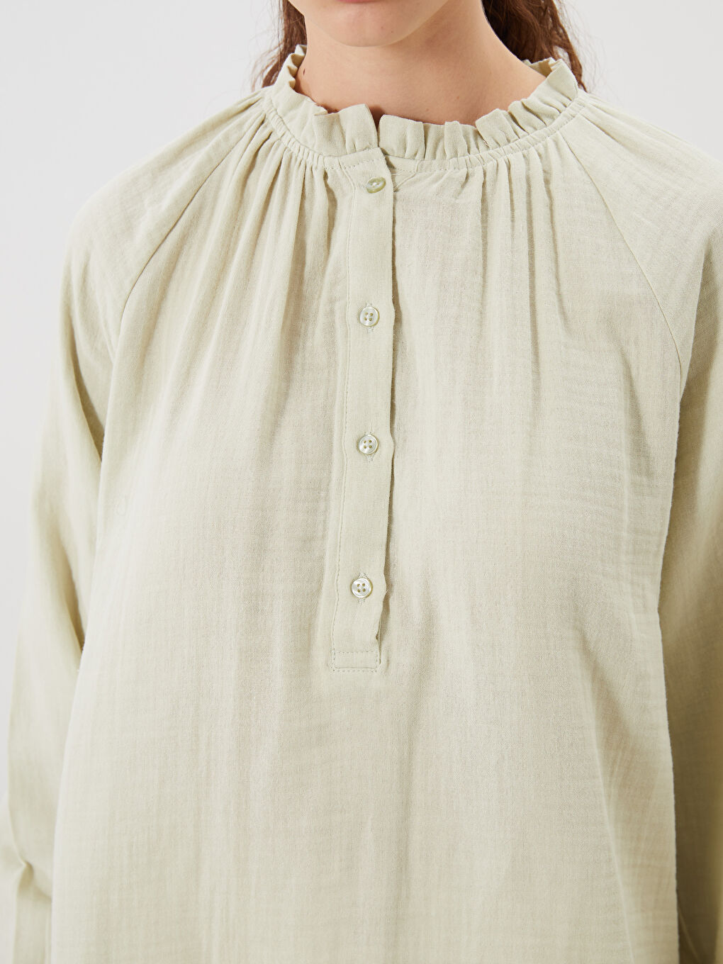 Yeşil Fırfırlı Dik Yaka Müslin Kadın Tunik-2