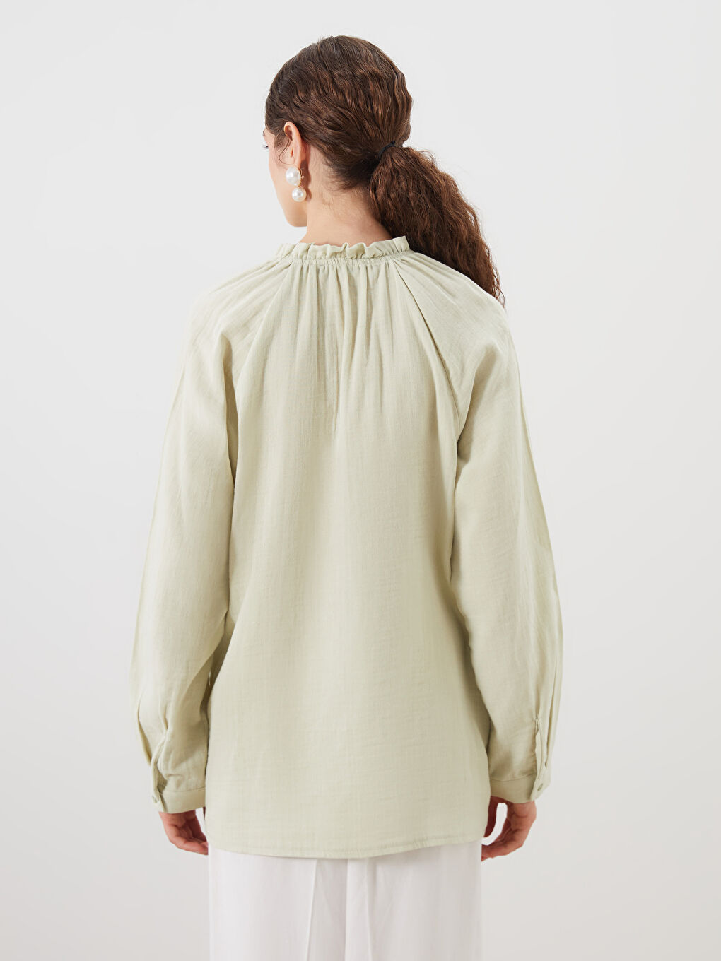 Yeşil Fırfırlı Dik Yaka Müslin Kadın Tunik-3