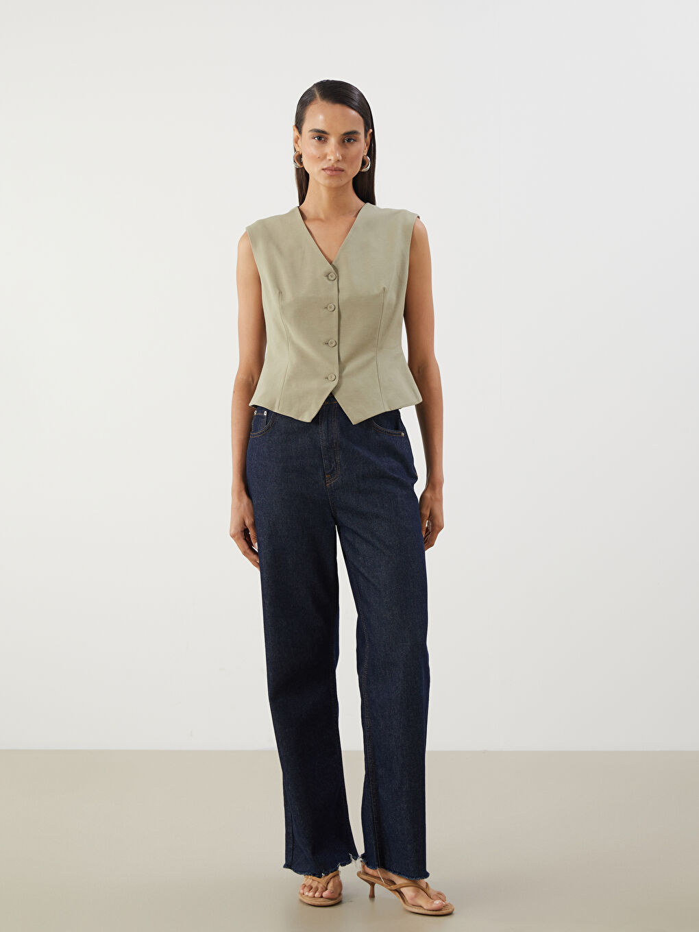 LCWAIKIKI Classic V Neck Women's Classic Waistcoat -S5Q842Z8-L0Y