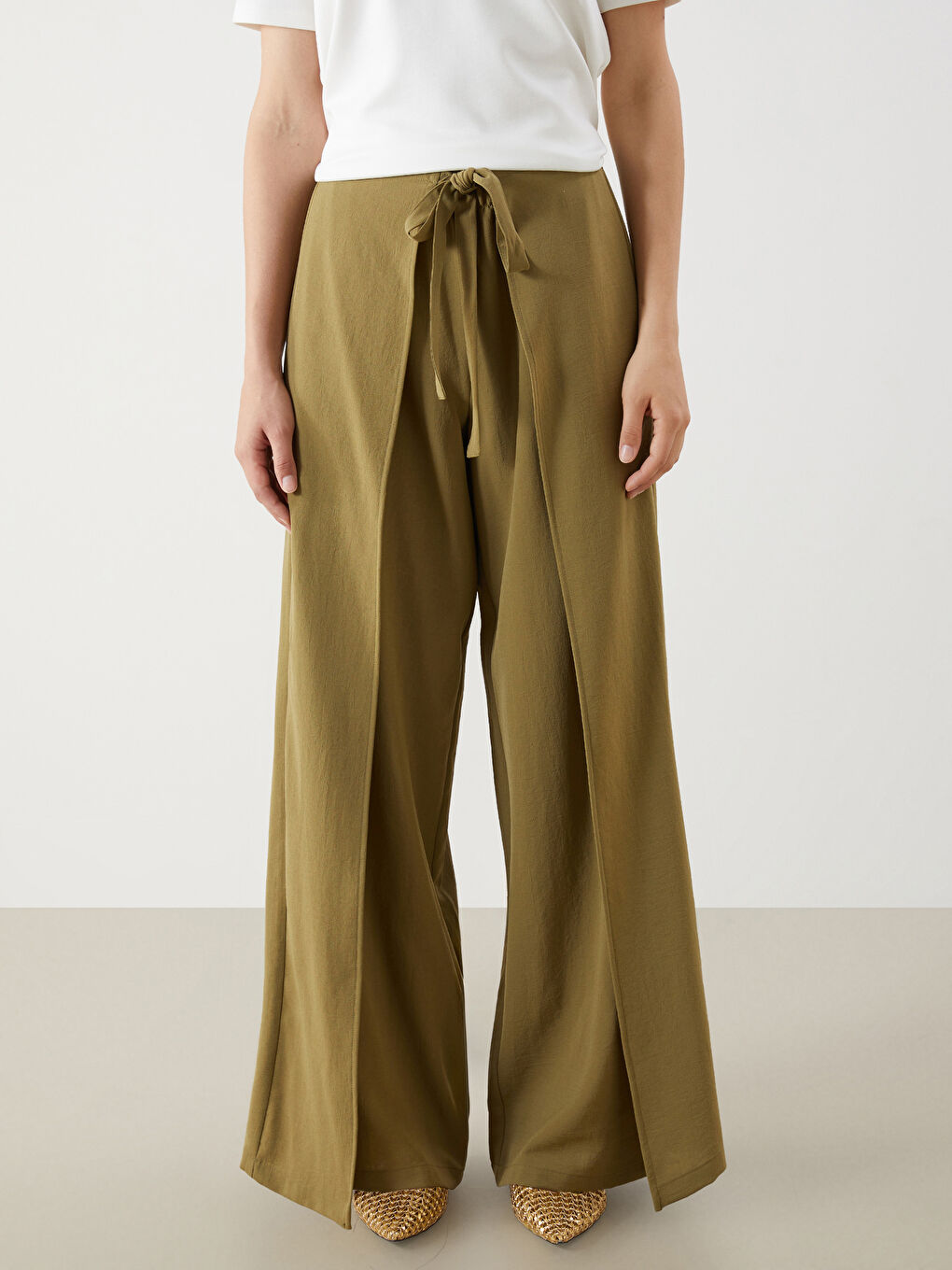 Haki Beli Lastikli Geniş Paça Kadın Pantolon-1