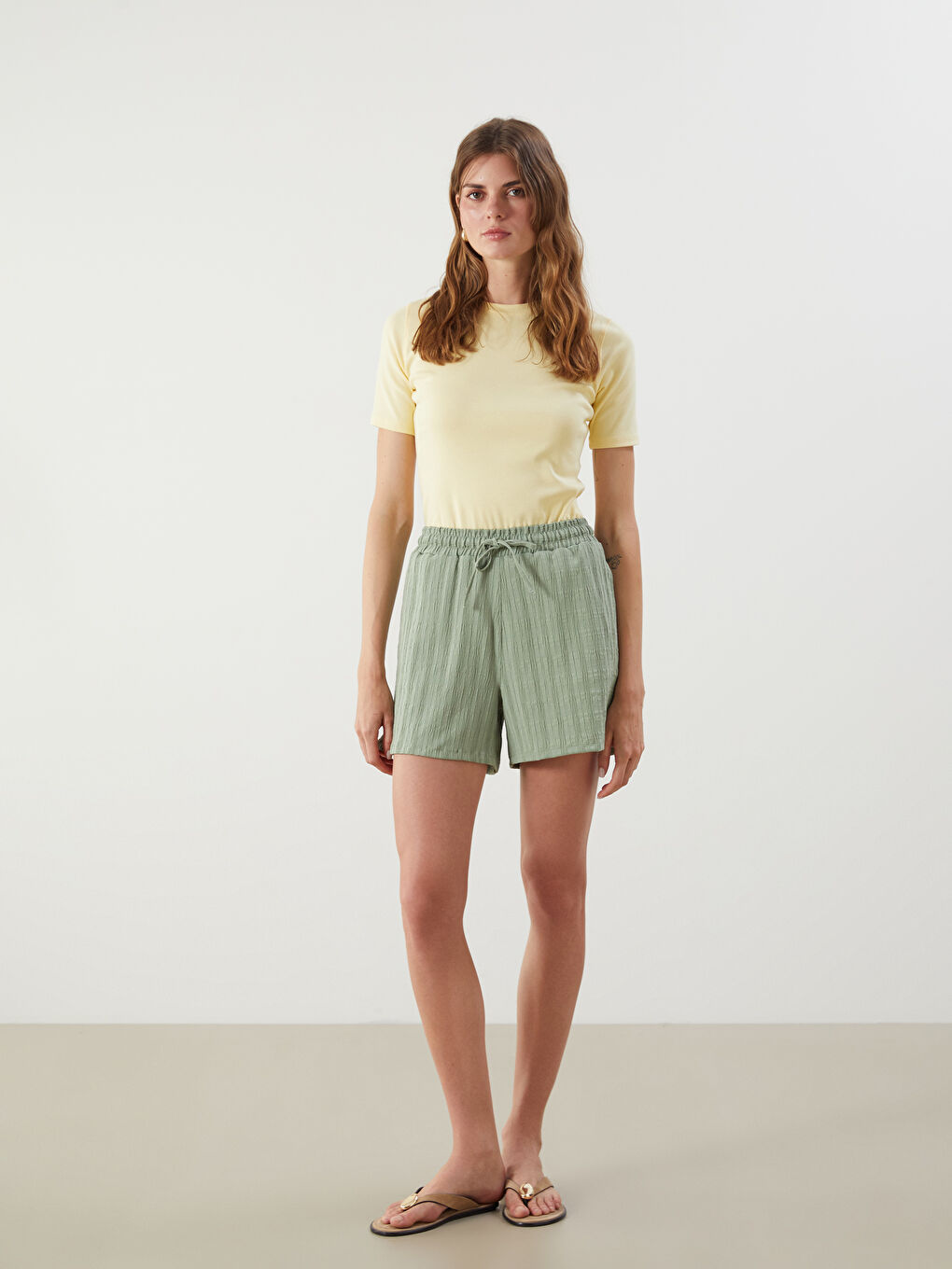 Elasticated Waist Textured Women's Shorts -S5QA50Z8-GC8
