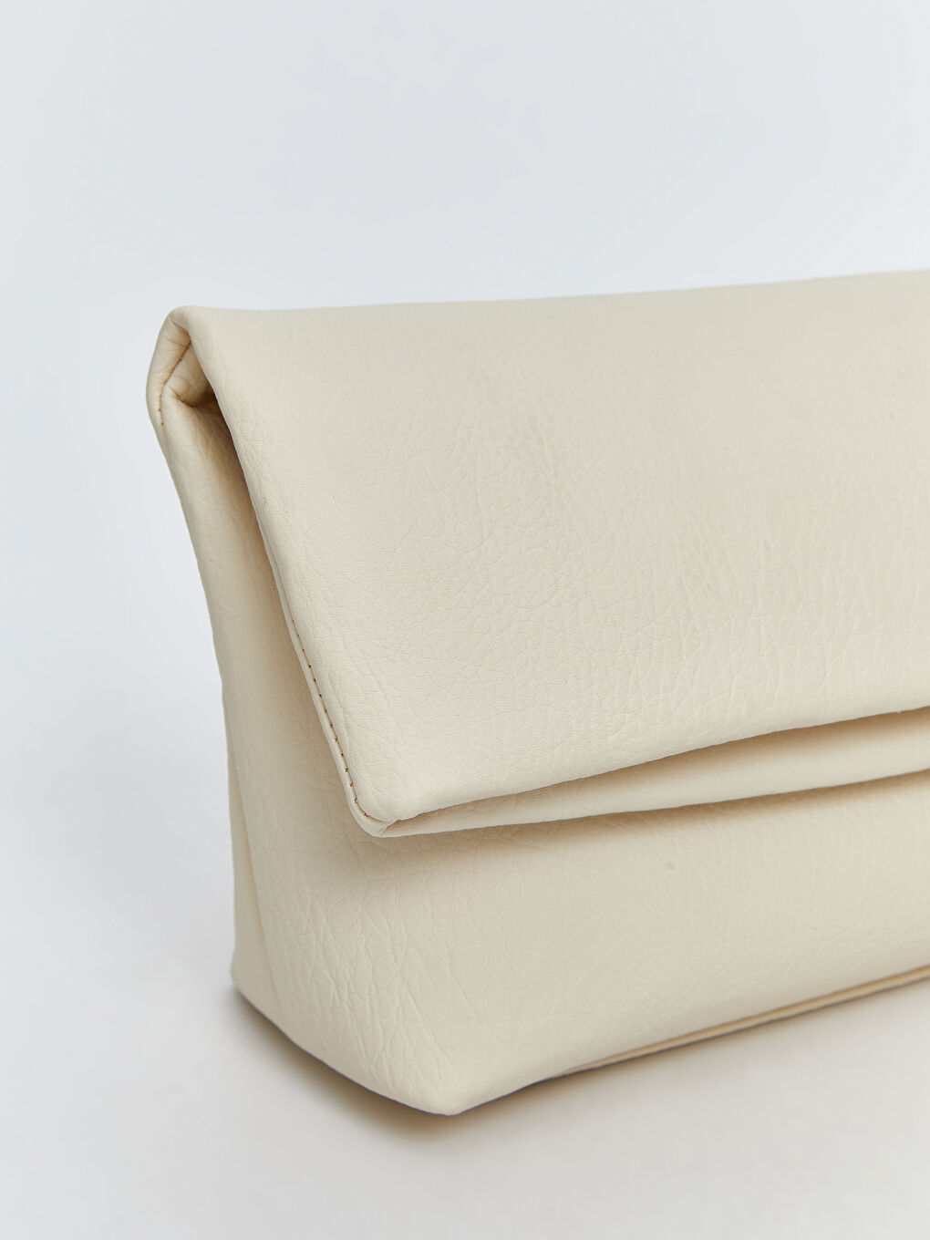 Beyaz Deri Görünümlü Kadın El Çantası-4