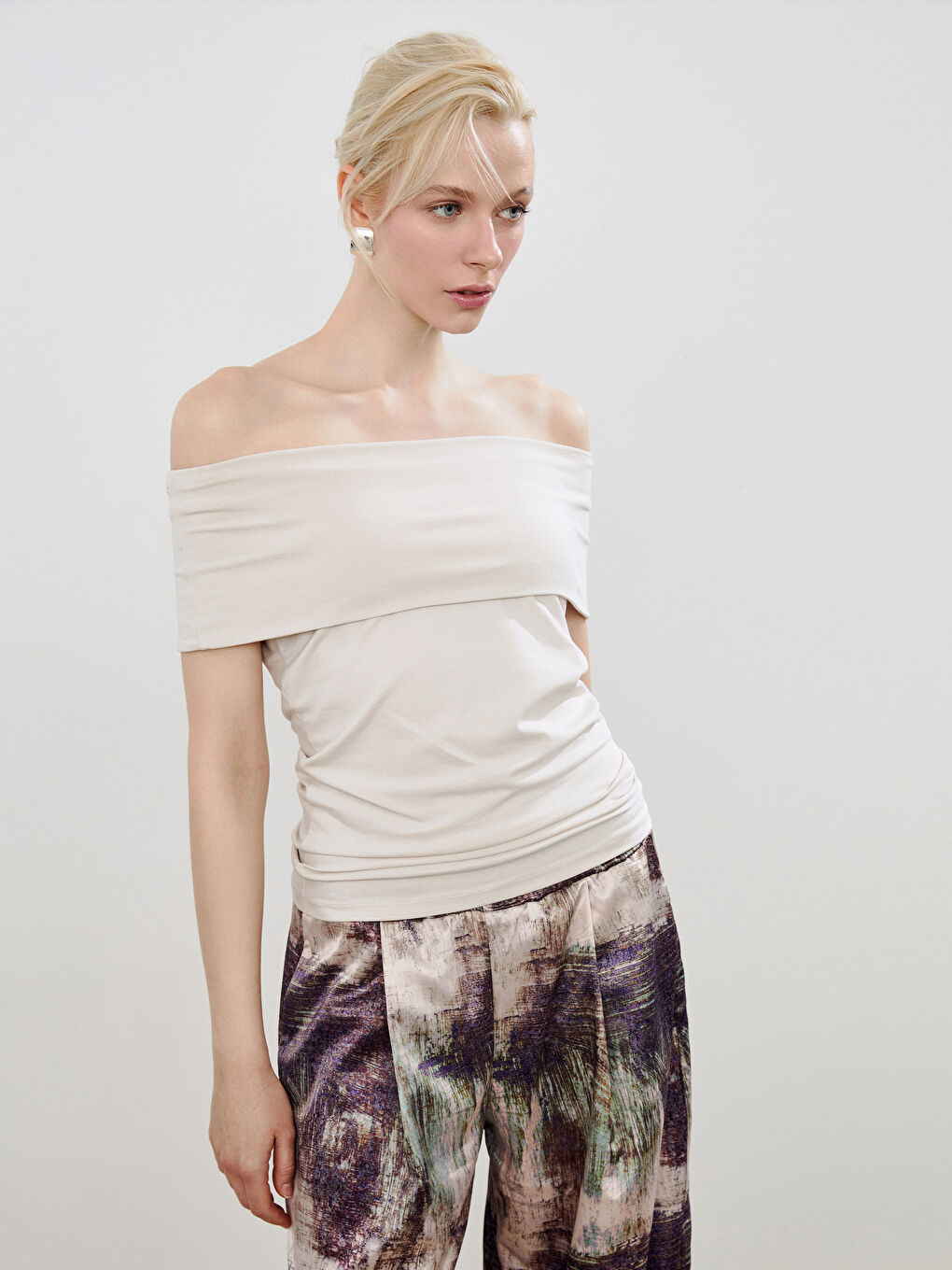 Slash Neck Blouse -S5QA95Z8-HZZ