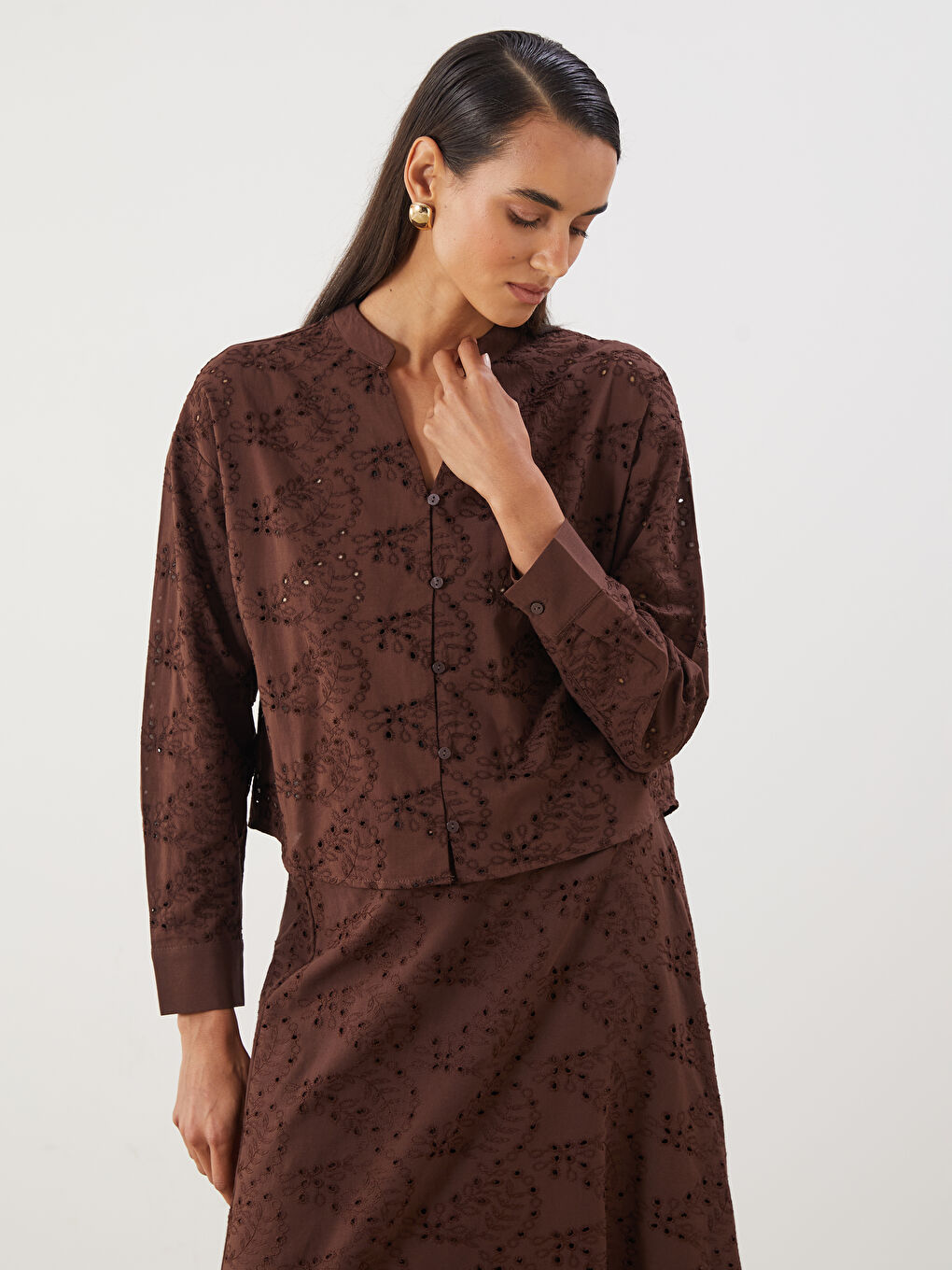 Notch Neck Hole-Knitted Broderie Women's Shirt