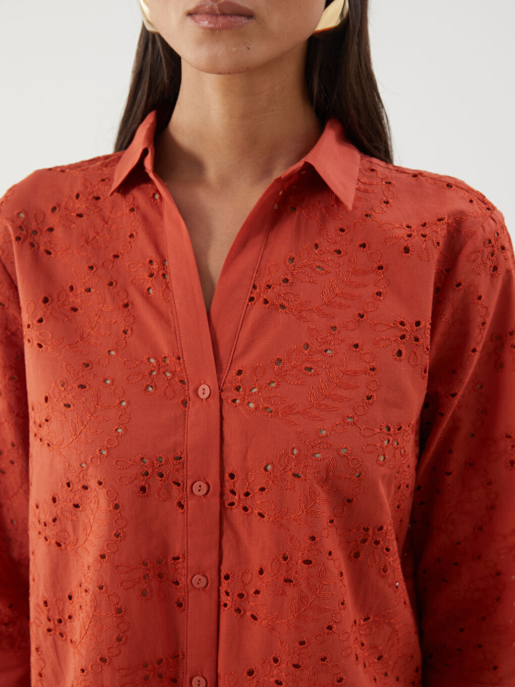 Turuncu Ajurlu Brode Kadın Gömlek-2