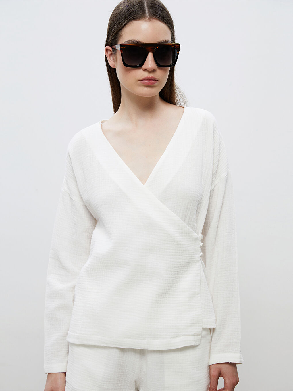 Soulife Double Breasted Textured Blouse -S5QB80Z8-J5E