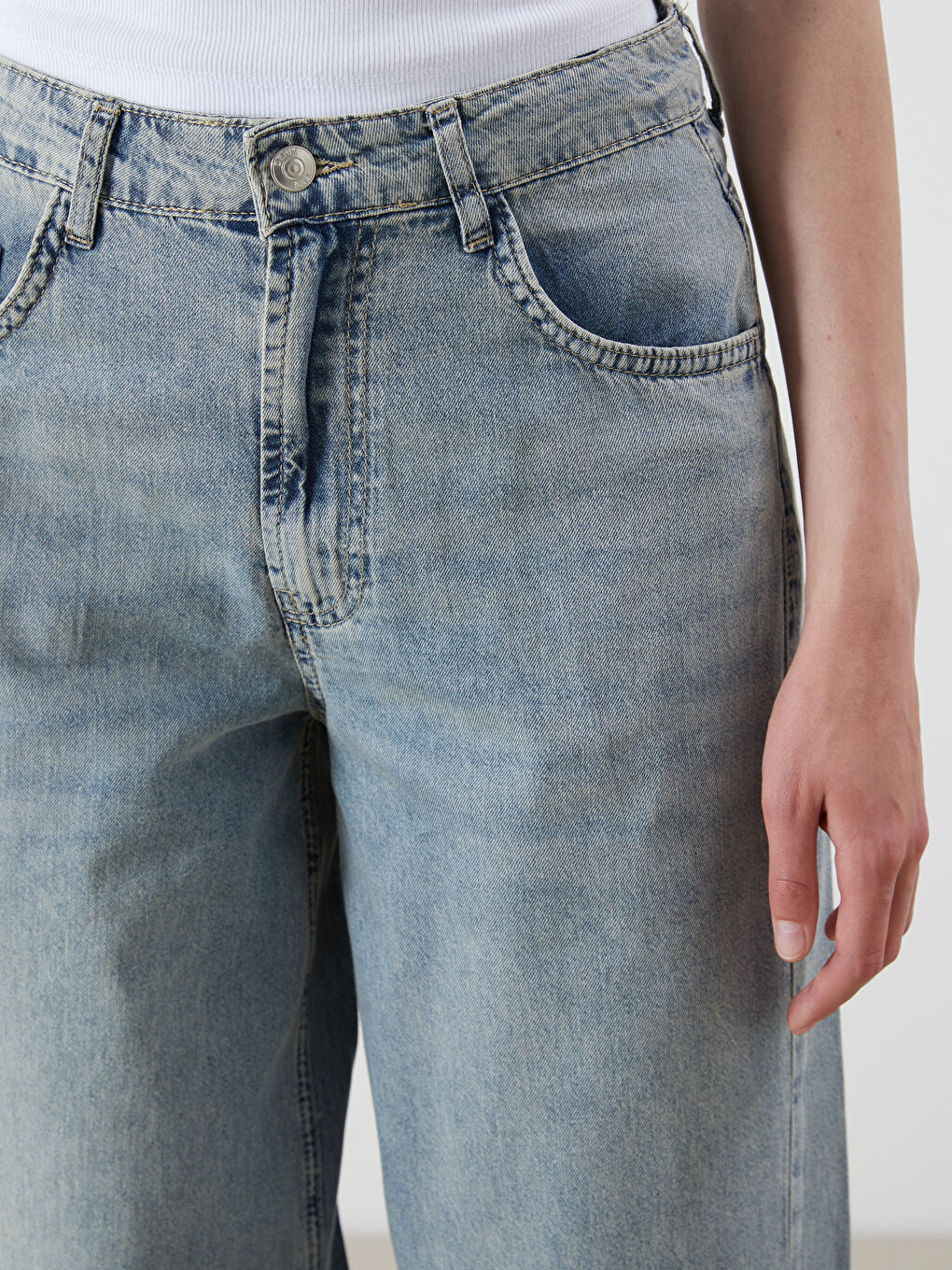 Wideleg Women's Jeans-1