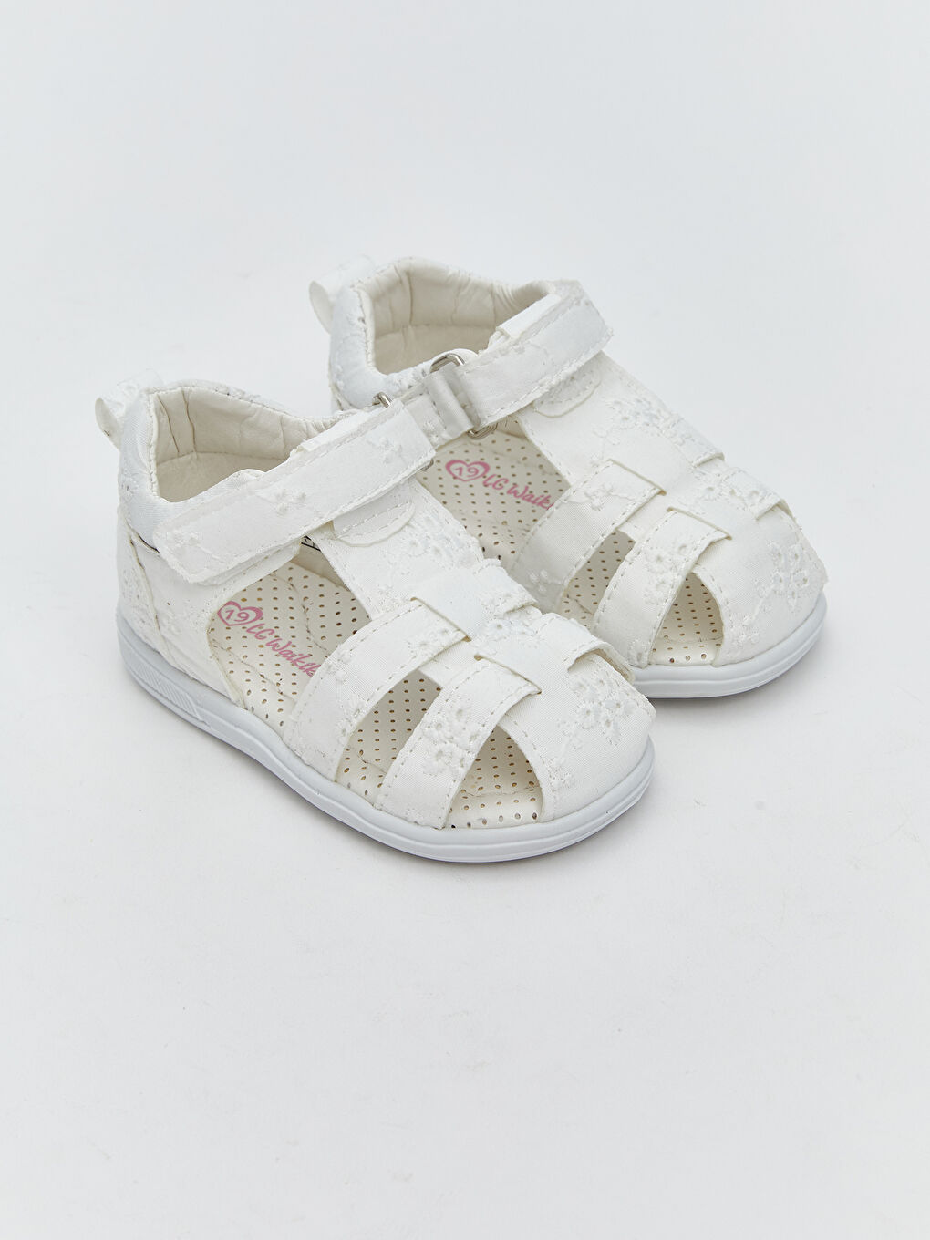Beyaz Nakış Detaylı Cırt Cırtlı Kız Bebek İlk Adım Ayakkabısı