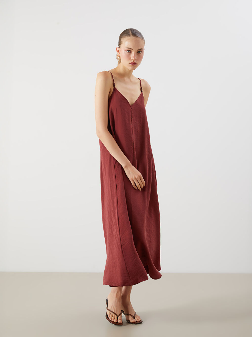 Bordo V Yaka Askılı A Kesim Modal Karışımlı Elbise-1