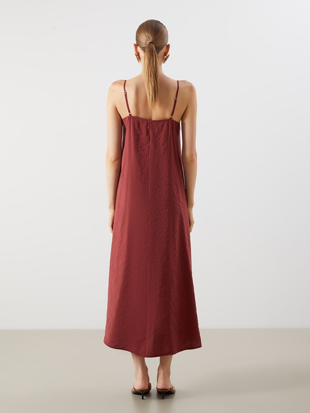 Bordo V Yaka Askılı A Kesim Modal Karışımlı Elbise-3