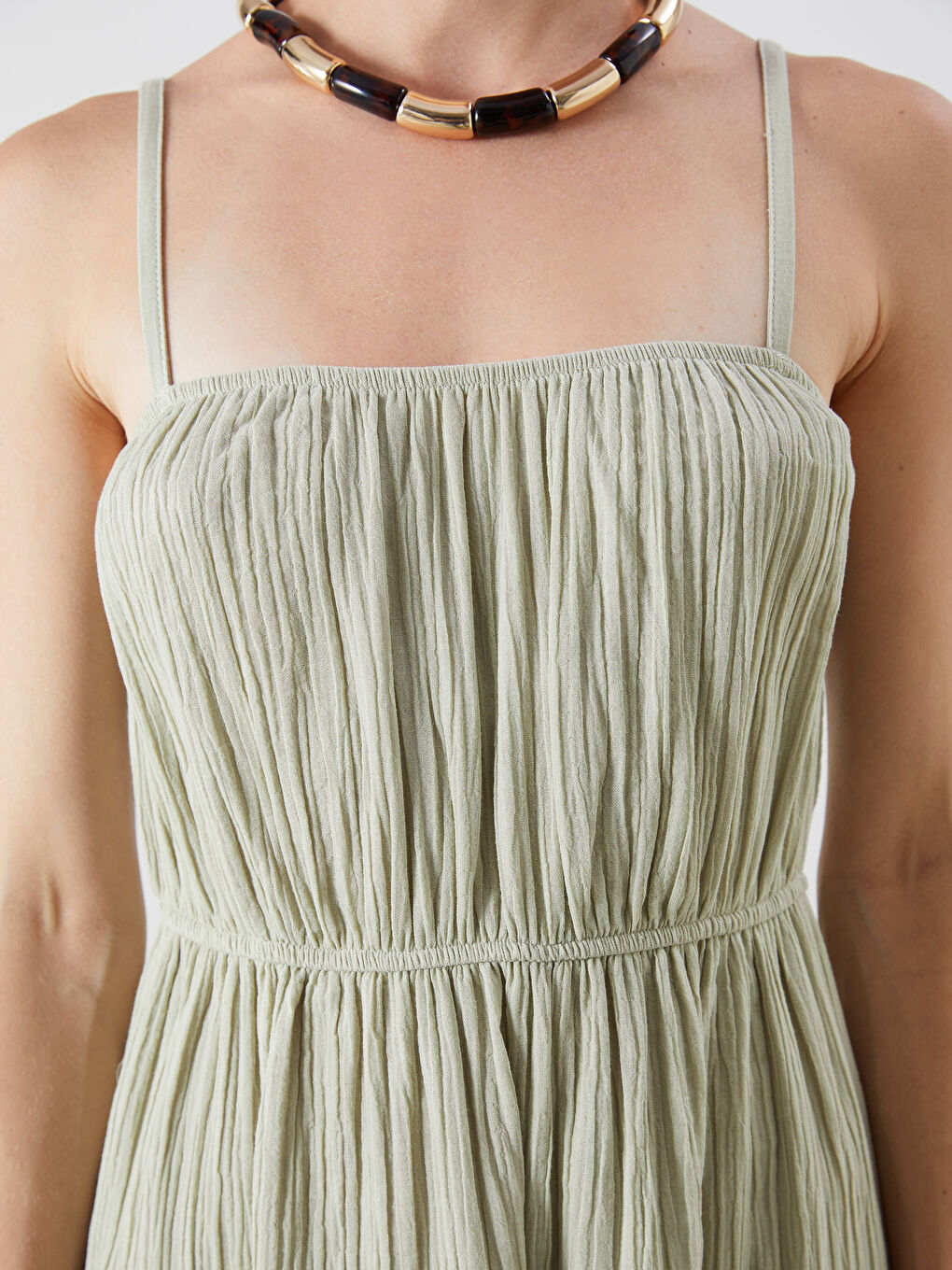 Yeşil U Yaka Büzgülü A Kesim Müslin Elbise-2