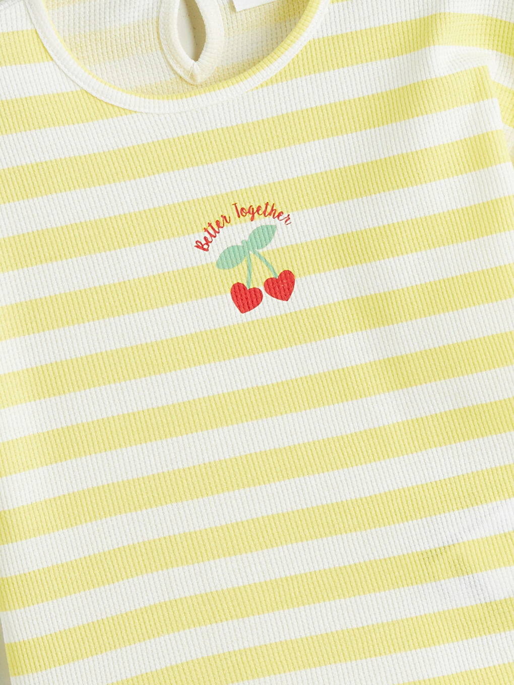 Sarı Bisiklet Yaka Baskılı Kız Çocuk Tişört-1