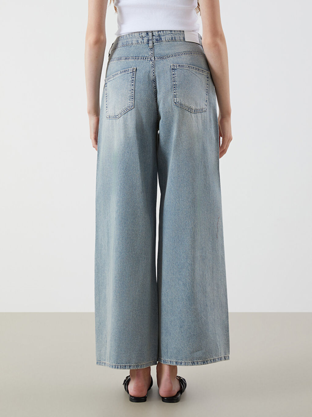 Wideleg Women's Jeans-3