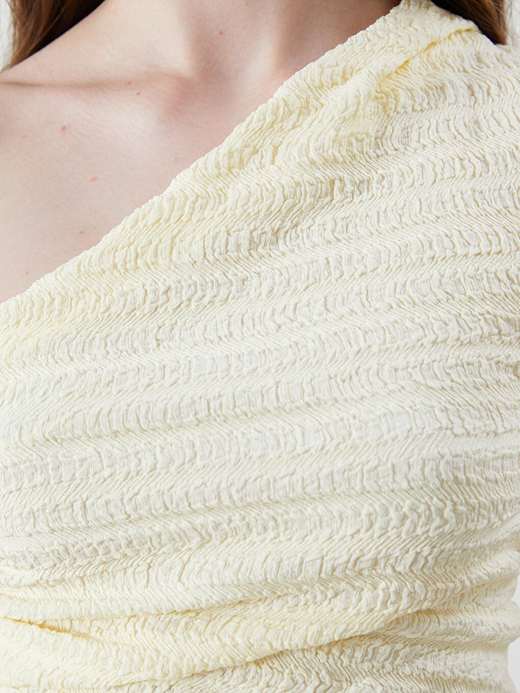 Sarı Tek Omuz Dokulu Büzgülü Bluz-2