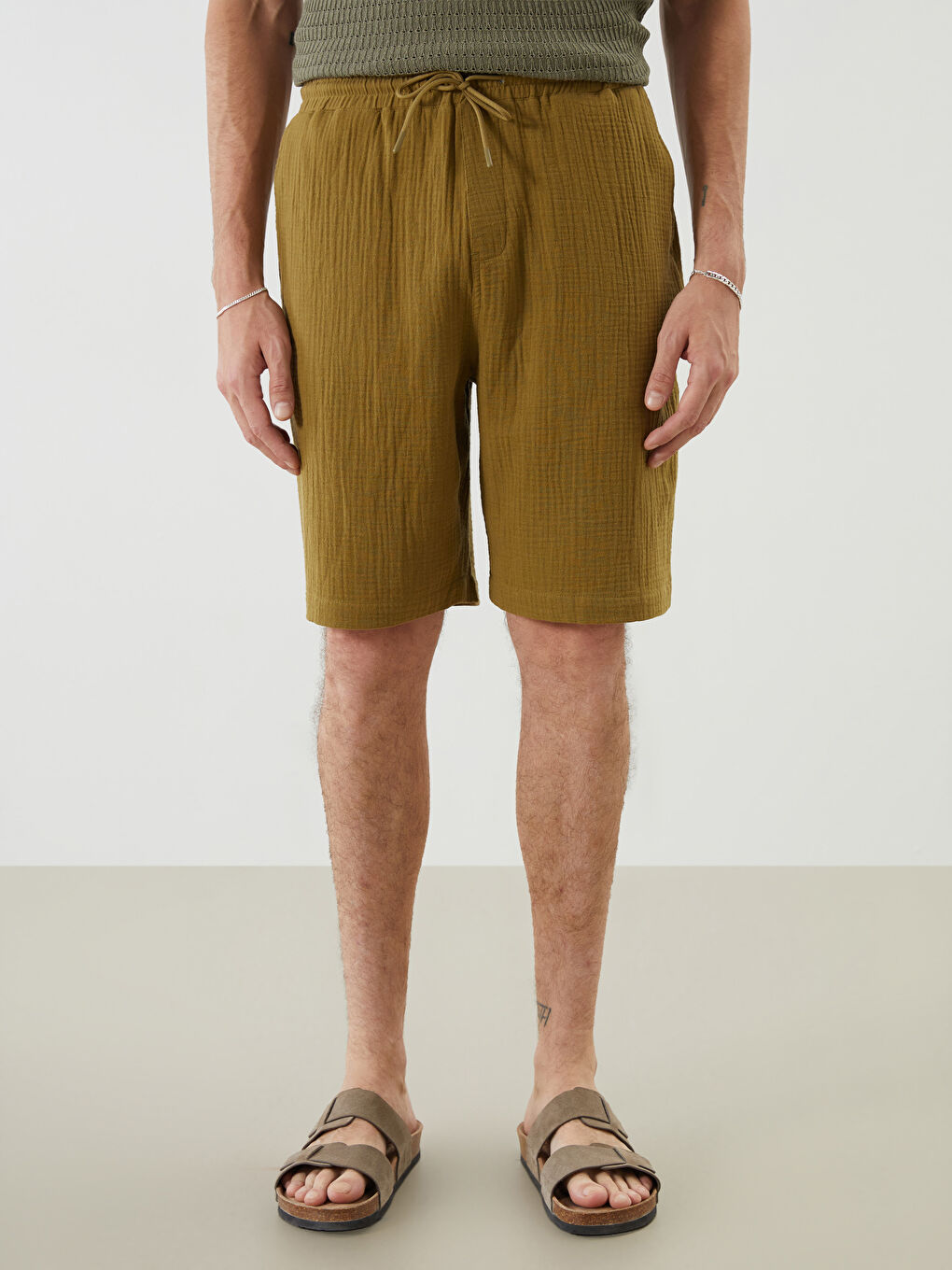 شورت موسلين بقَصَّة واسعة للرجال-1