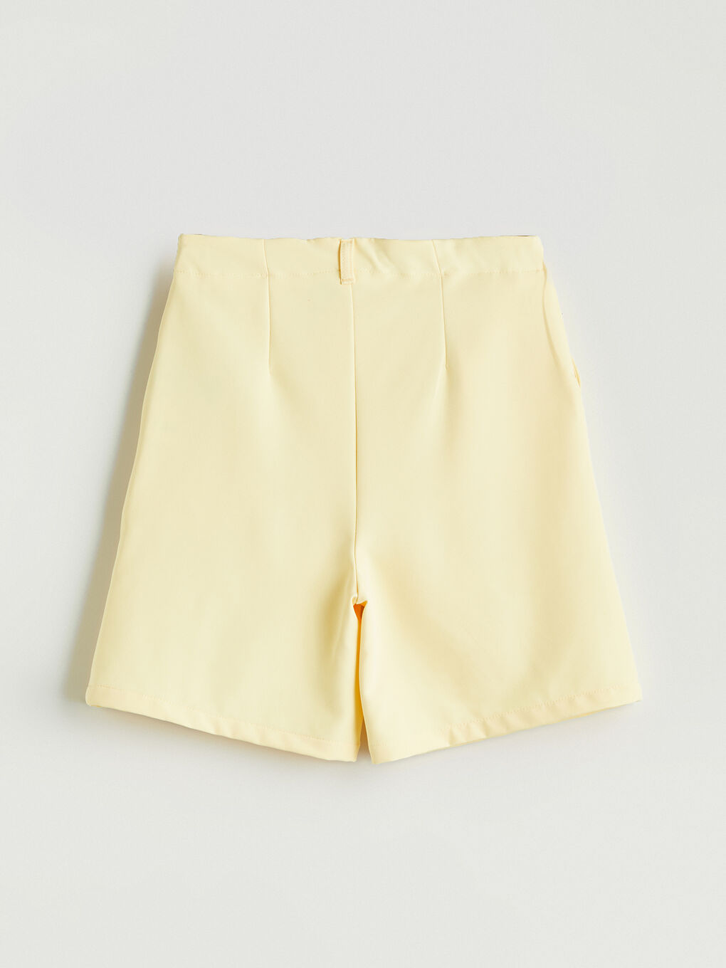 شورت اصفر بنت-2