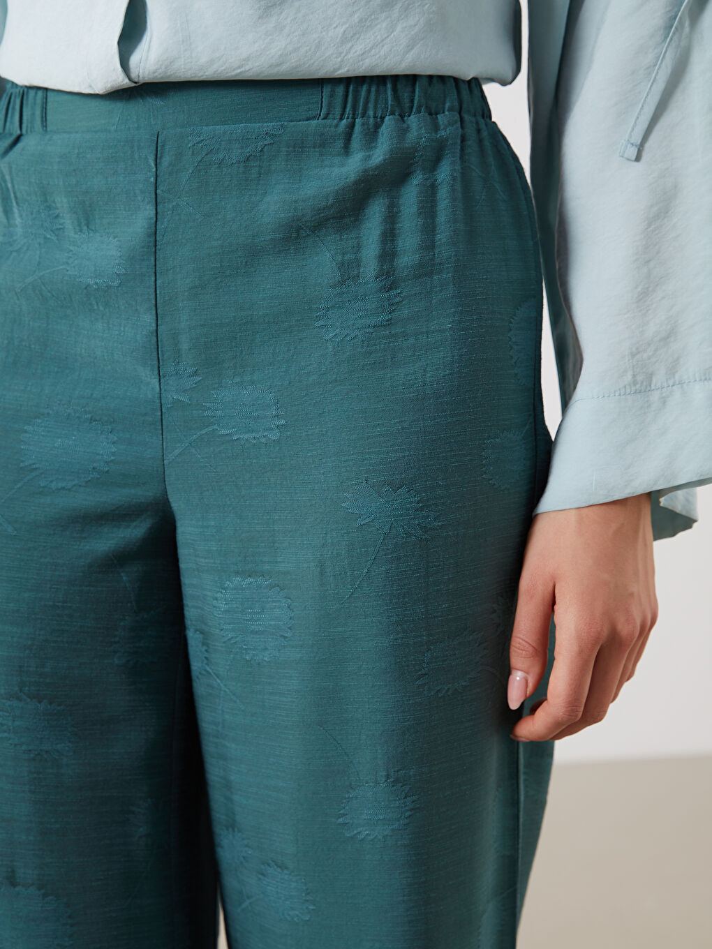 Elasticated Waist Patterned Wide Leg Women's Trousers -S5QF01Z8-EAW