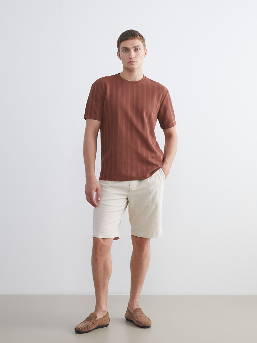 Kahverengi Bisiklet Yaka Erkek Tişört-1