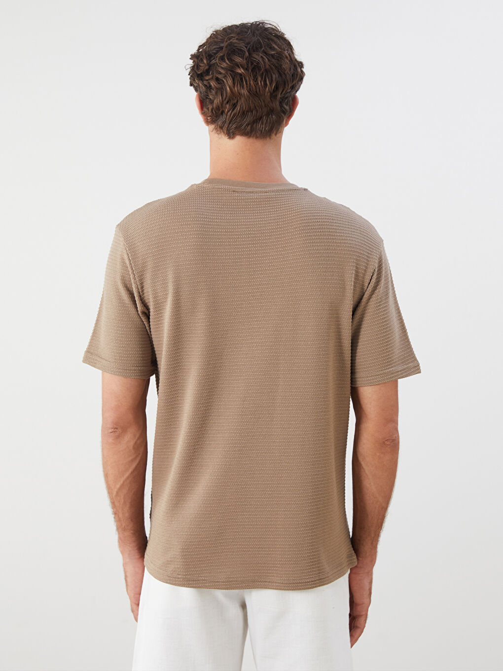 Чоловіча футболка з круглим вирізом-3