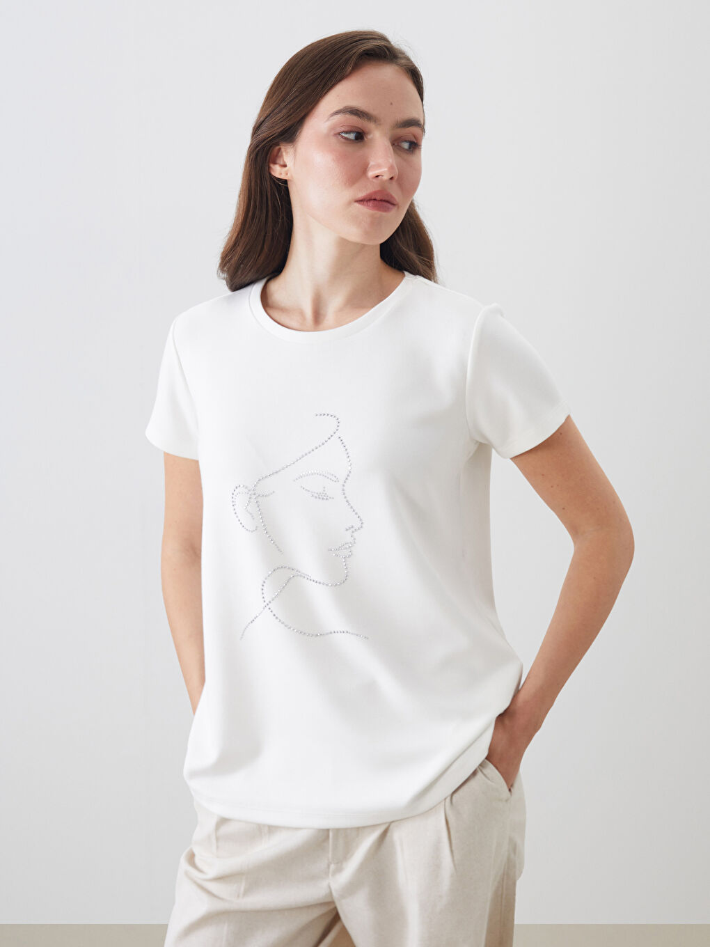 LCWAIKIKI Classic Crew Neck Beaded Embellished Women's T-Shirt -S5QG05Z8-R9J