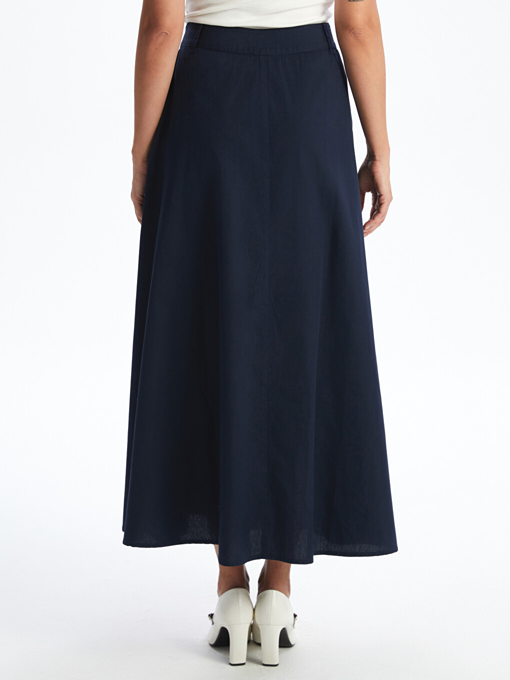 Standard Fit Pleated Skirt-3