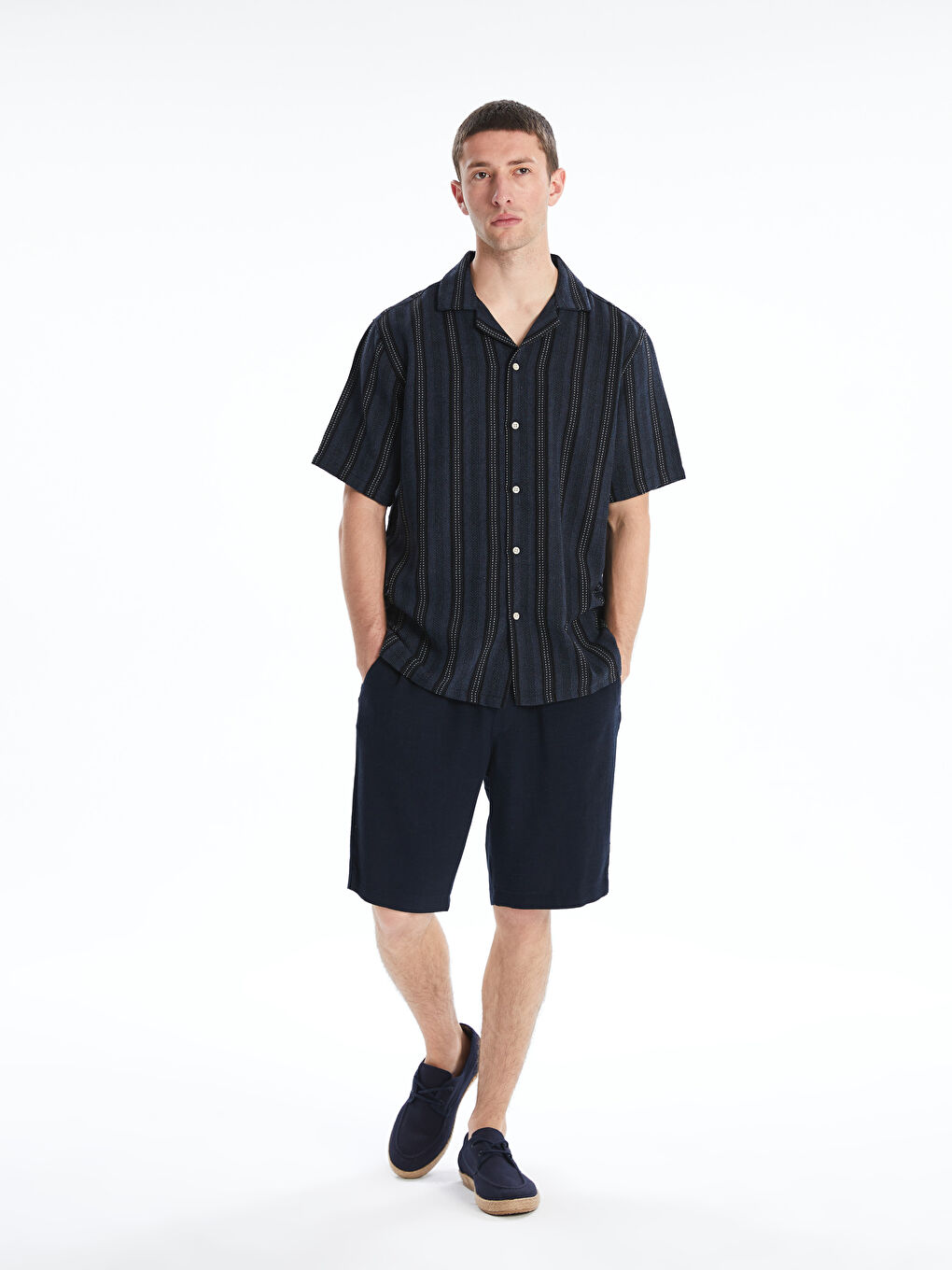 Lacivert Regular Fit Kısa Kollu Çizgili Erkek Gömlek-1