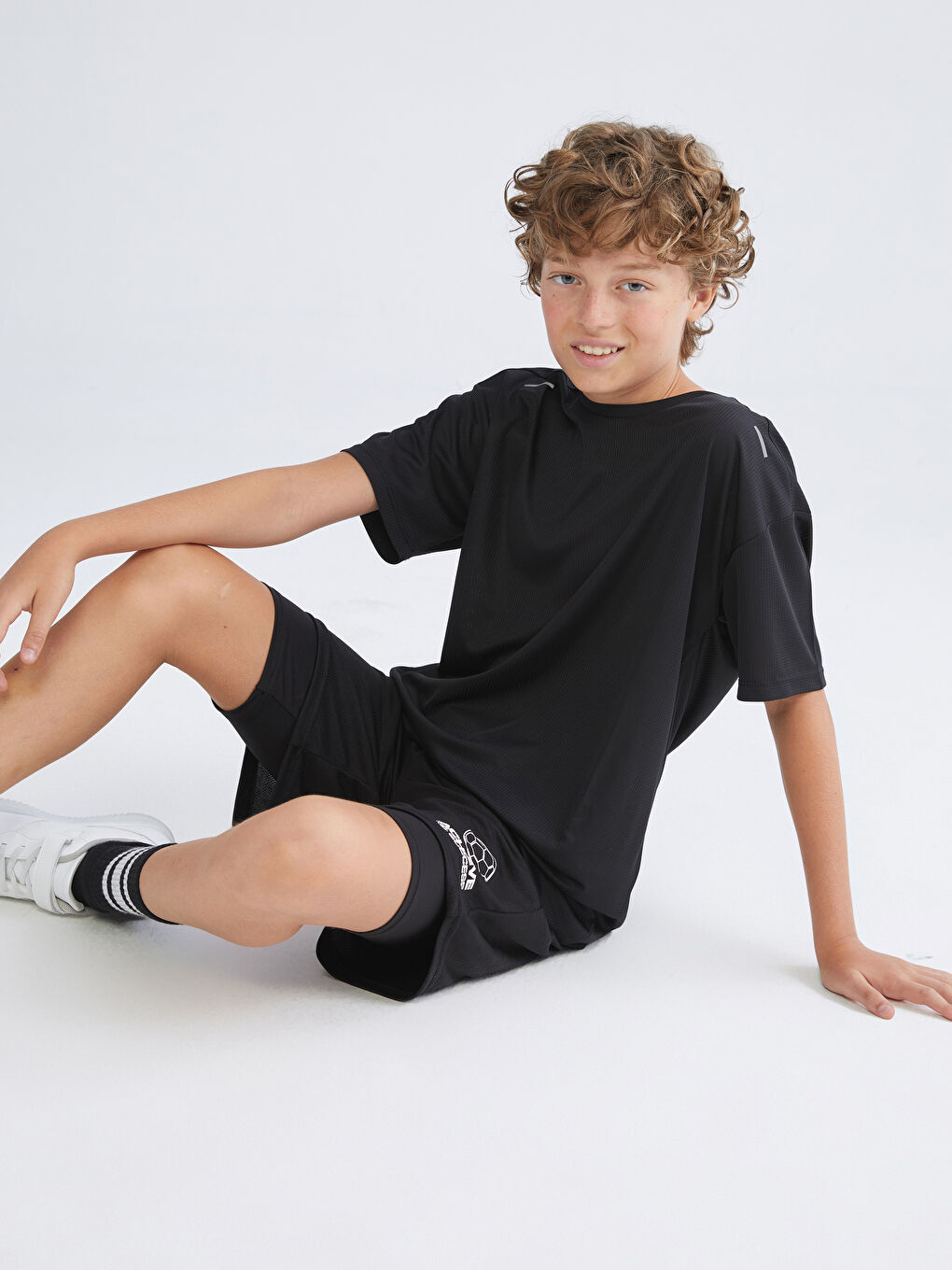 LCW Kids Boy BLACK T-Shirt -S5QH76Z4-CVL