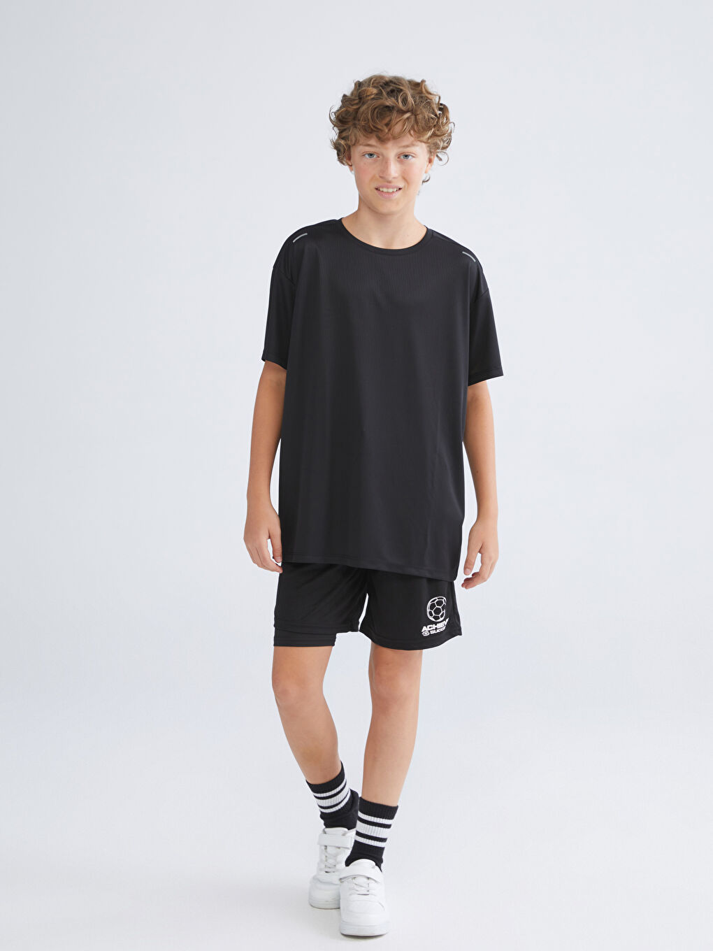 LCW Kids Boy BLACK T-Shirt -S5QH76Z4-CVL