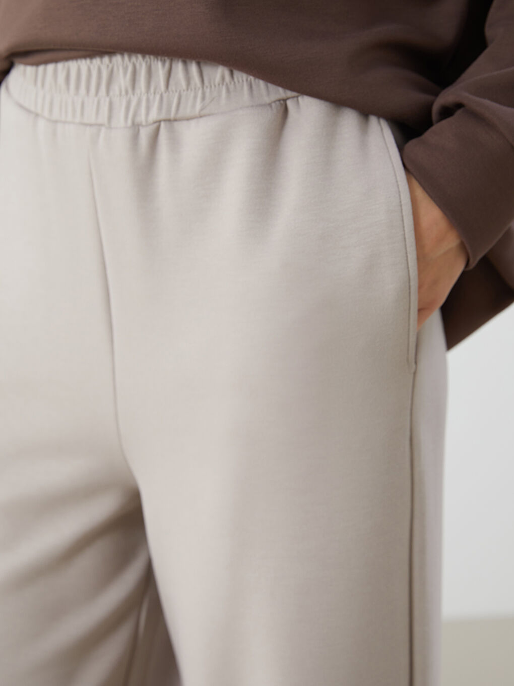 Gri Beli Lastikli Kadın Pantolon-2