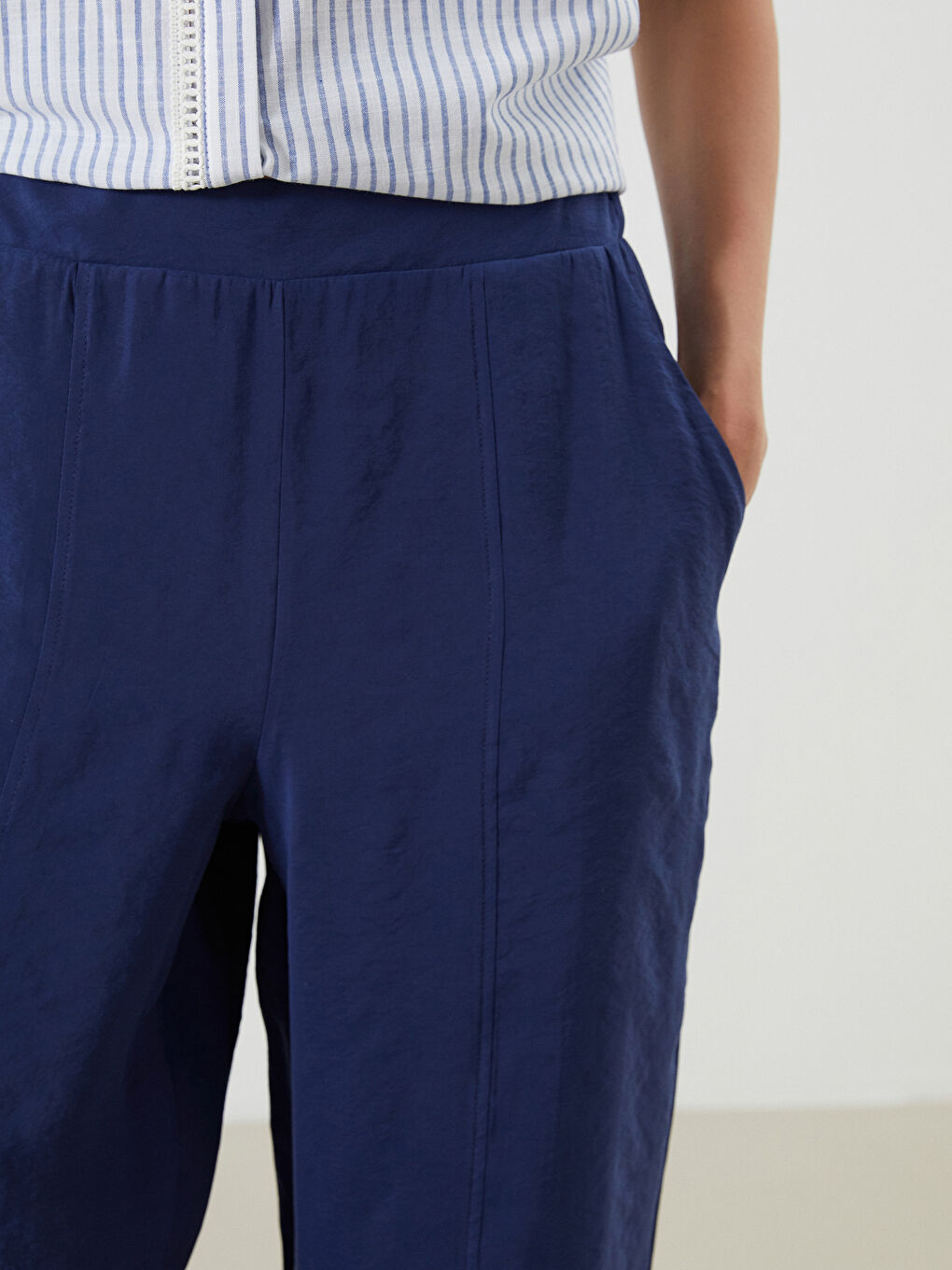 LCWAIKIKI Classic Elasticated Waist Modal Blend Women's Trousers -S5QI36Z8-HPN