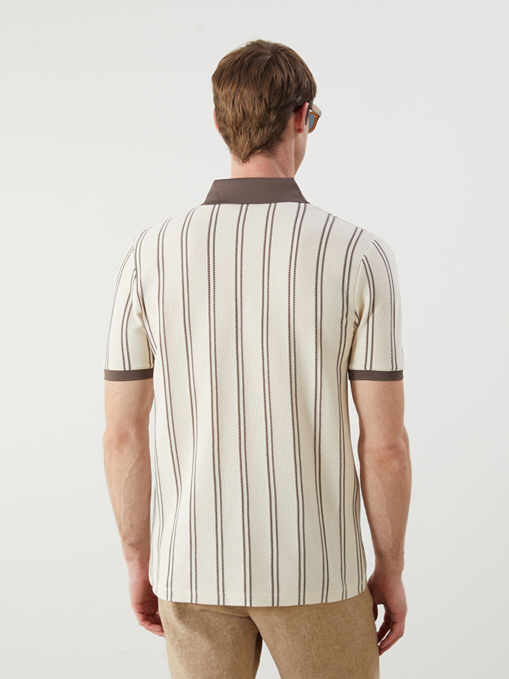 Gri Polo Yaka Çizgili Erkek Tişört-3