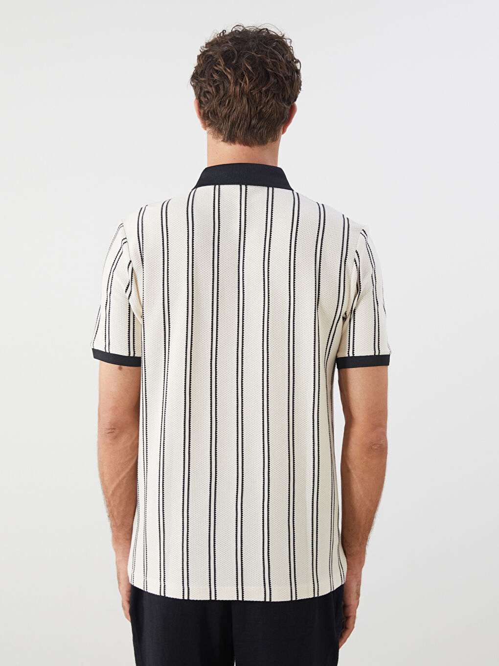 Siyah Polo Yaka Çizgili Erkek Tişört-3