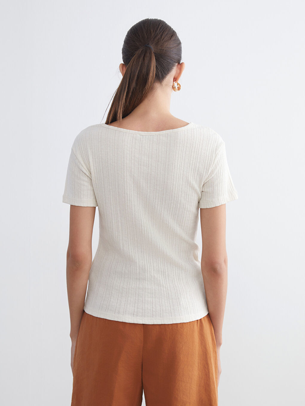 LCWAIKIKI Classic Crew Neck Textured Women's T-Shirt -S5QI81Z8-QVM