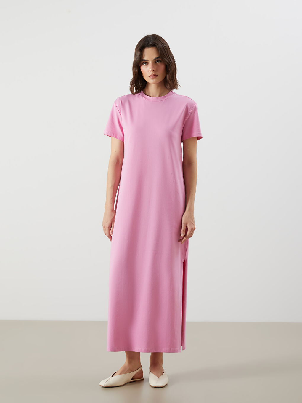 Pembe Bisiklet Yaka Yırtmaçlı Elbise